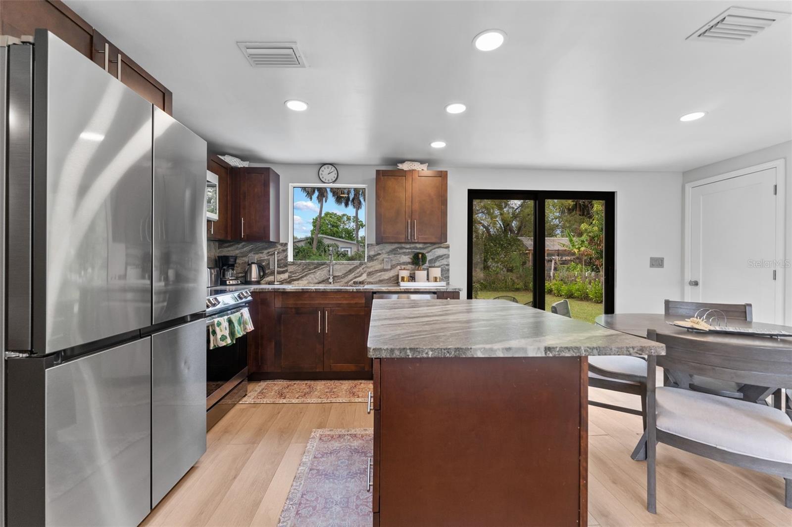 Image 10 of 27 For 8835 Patterson Street