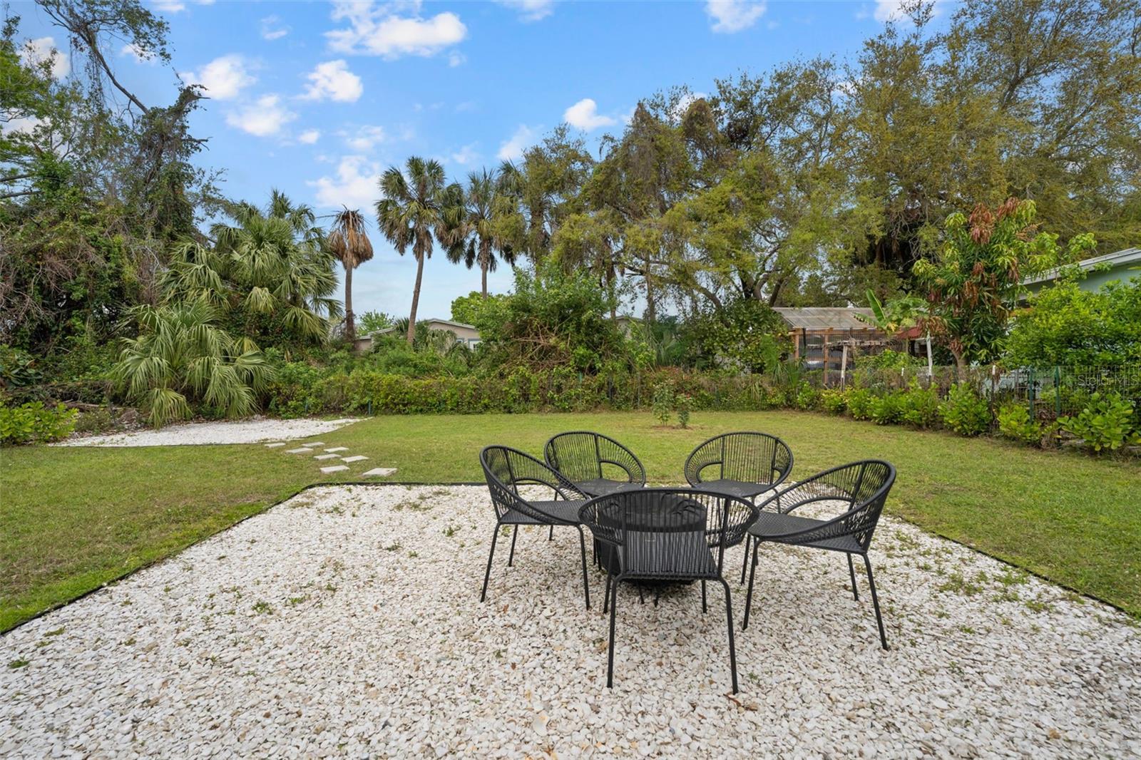 Image 24 of 27 For 8835 Patterson Street