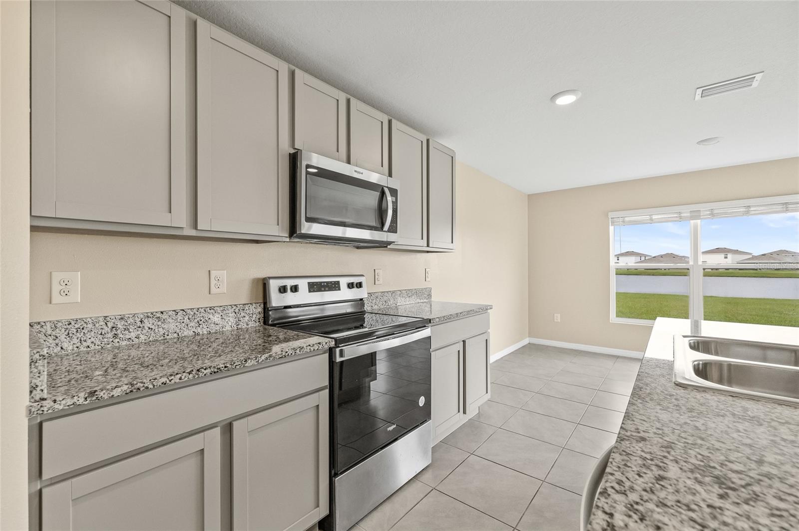 Image 17 of 65 For 16847 Delia Street