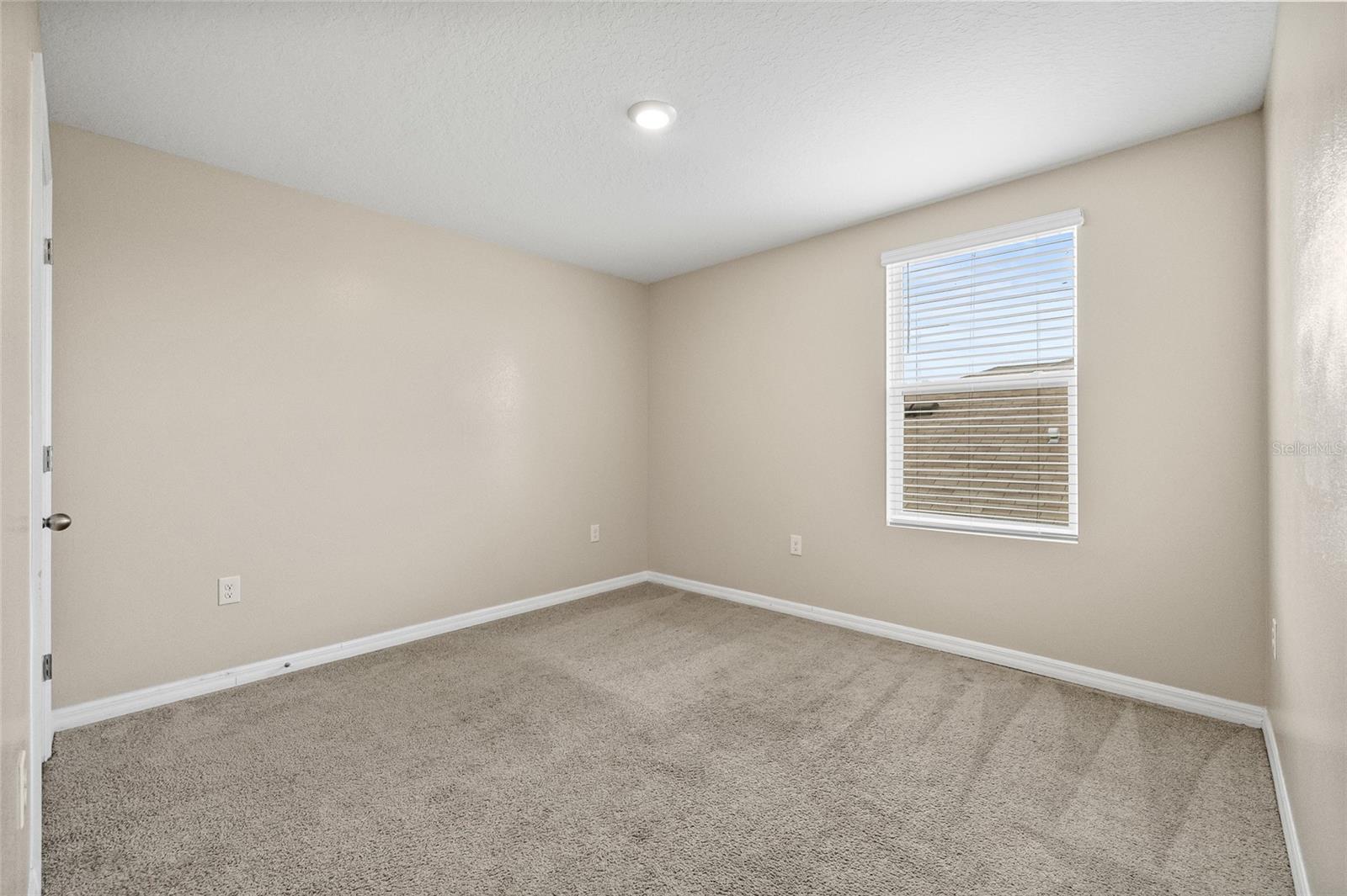 Image 28 of 65 For 16847 Delia Street