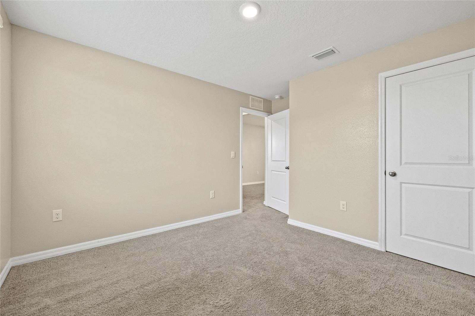Image 29 of 65 For 16847 Delia Street
