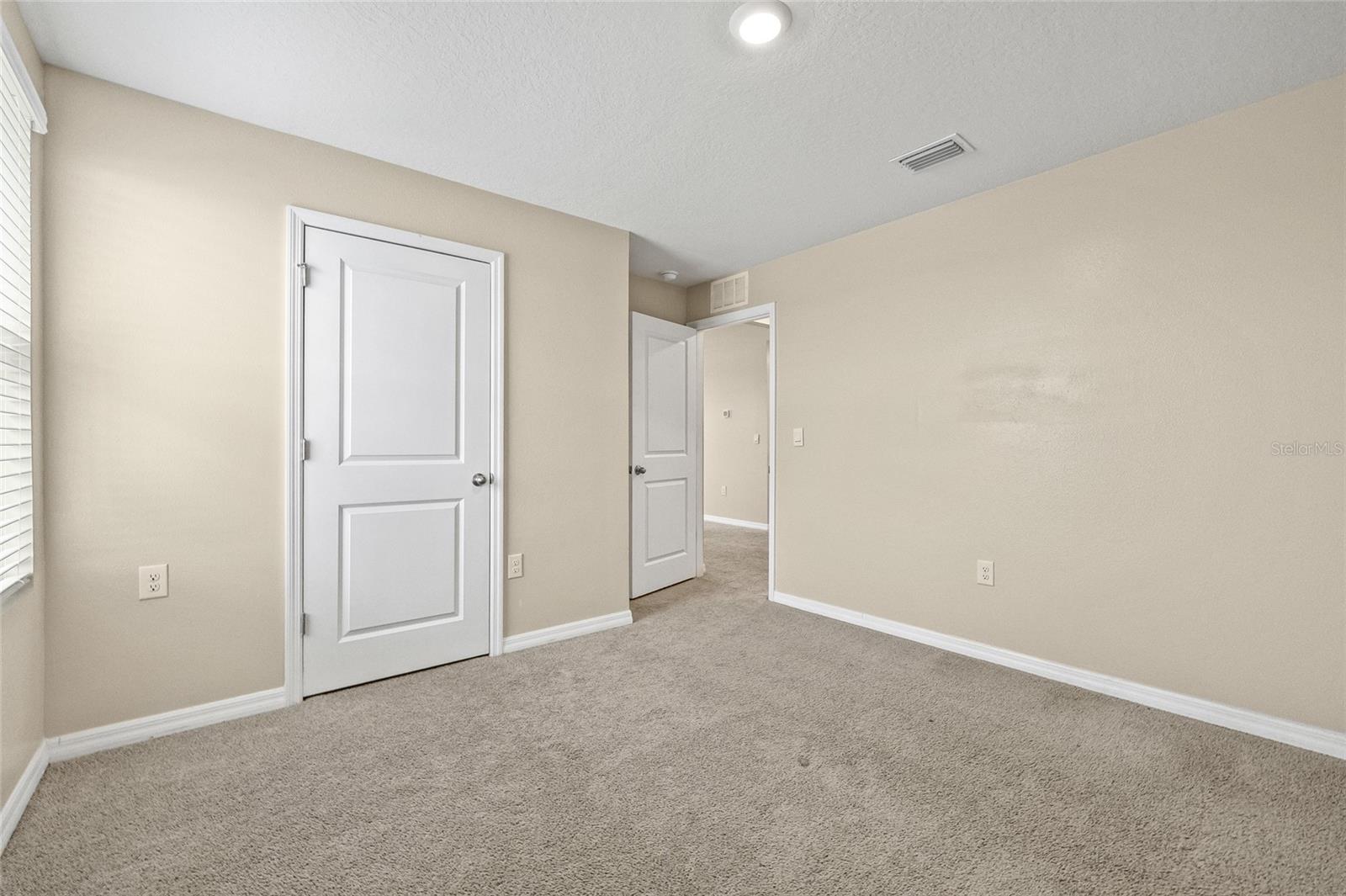 Image 32 of 65 For 16847 Delia Street