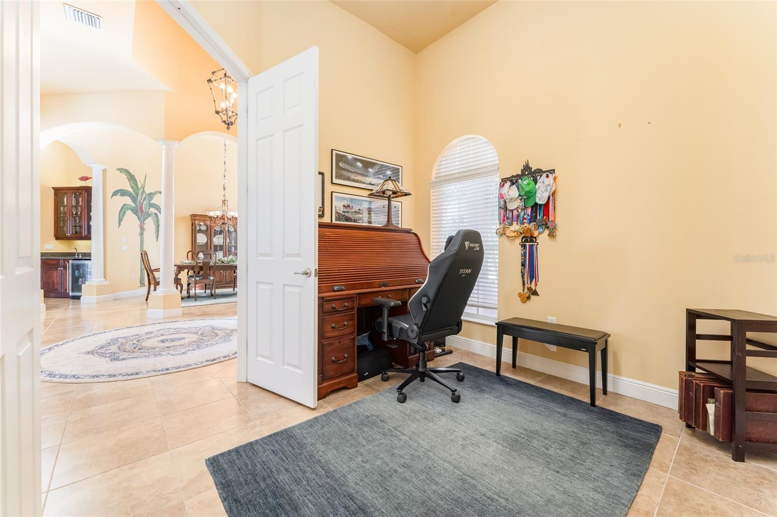 Image 25 of 71 For 825 Birdie Way