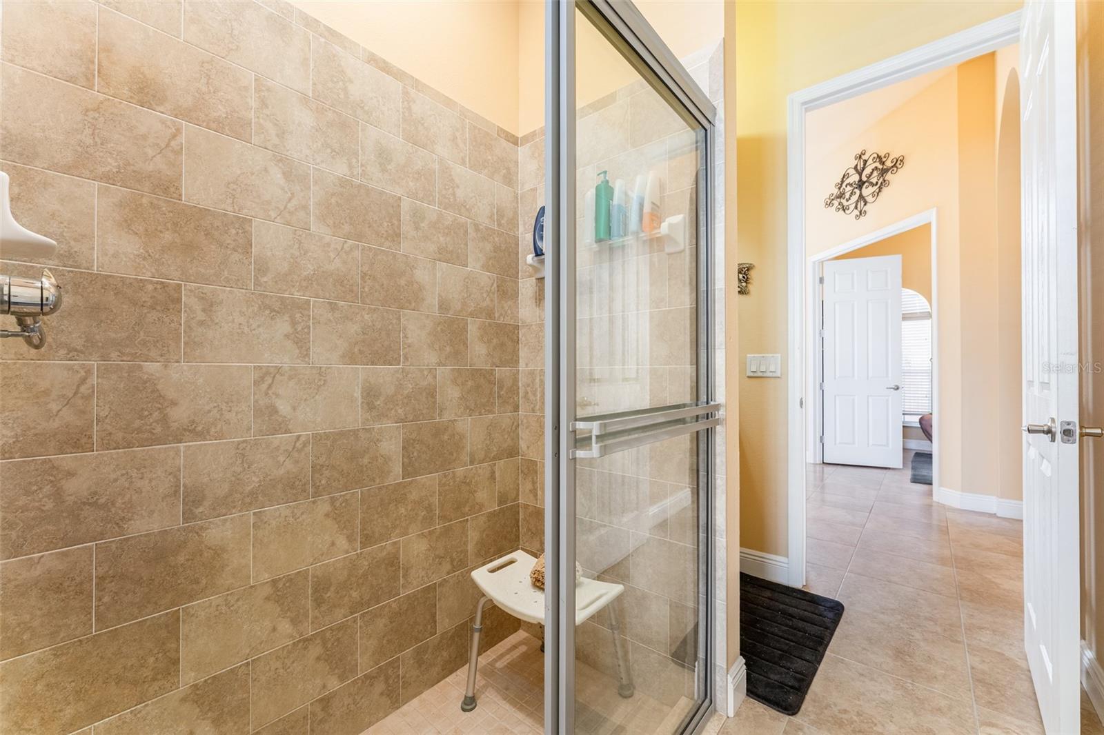 Image 27 of 71 For 825 Birdie Way