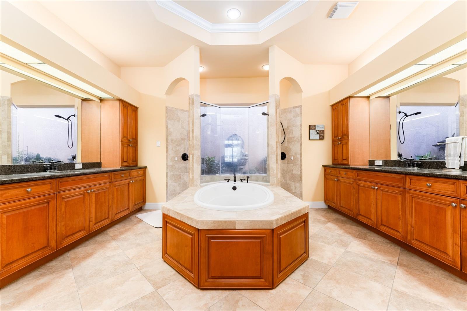 Image 31 of 71 For 825 Birdie Way