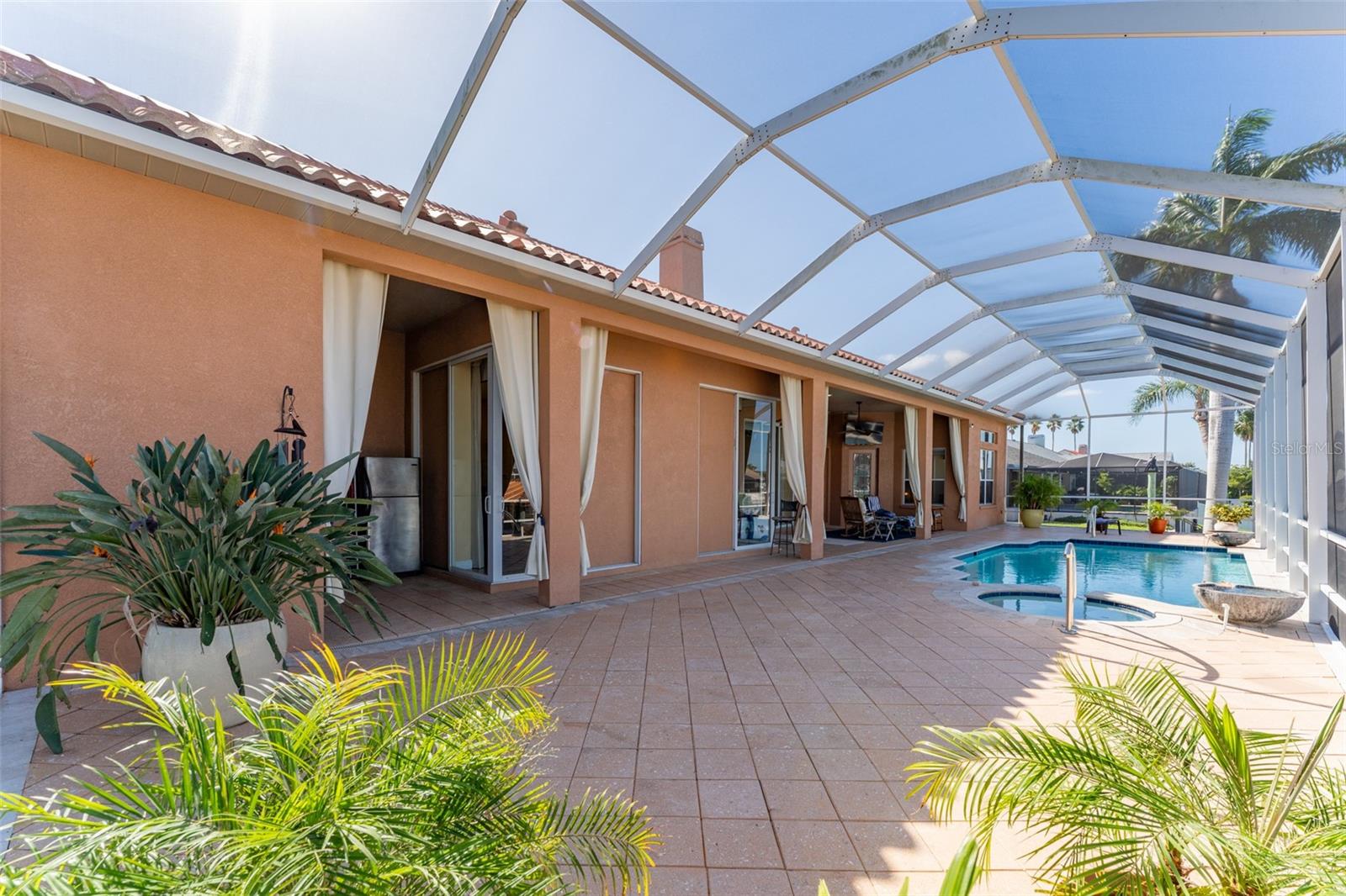 Image 48 of 71 For 825 Birdie Way