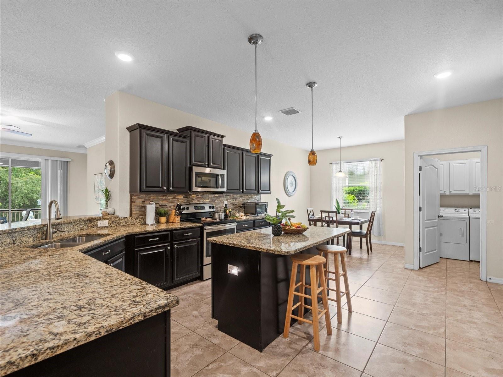 Image 11 of 45 For 12722 Drakefield Drive