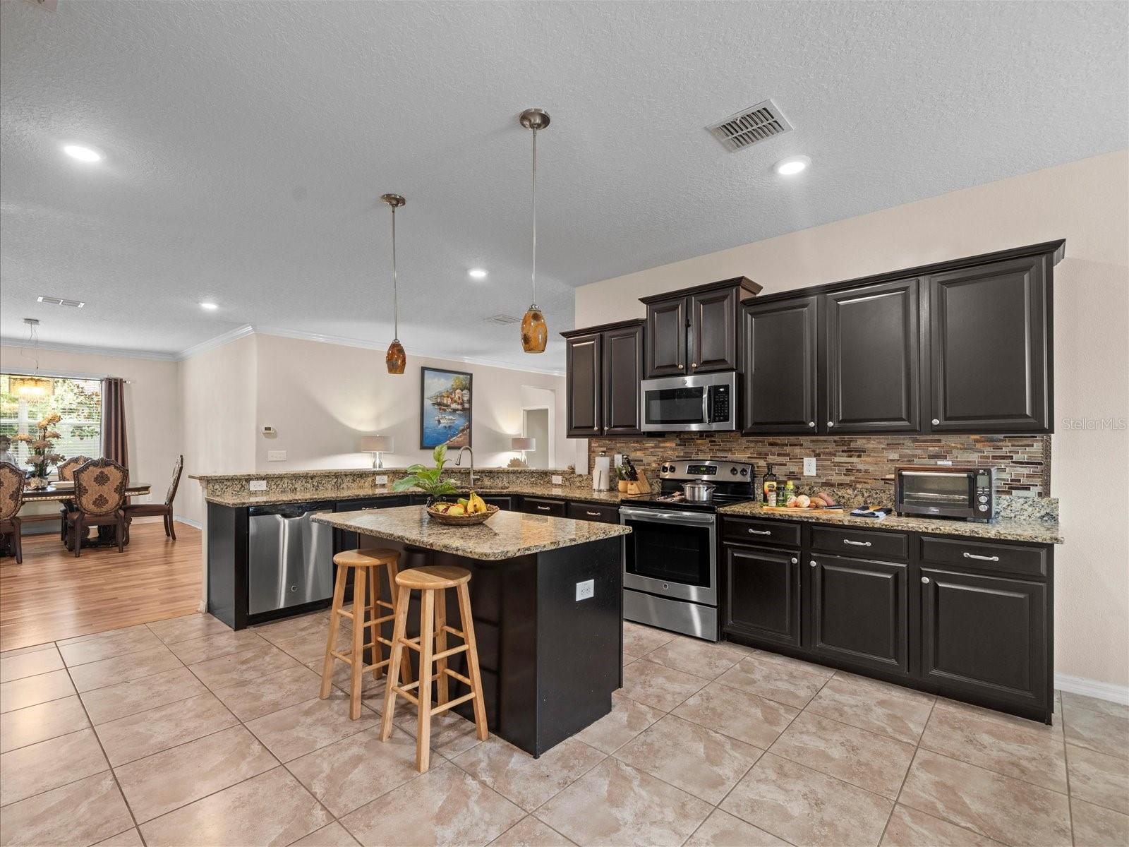 Image 15 of 45 For 12722 Drakefield Drive