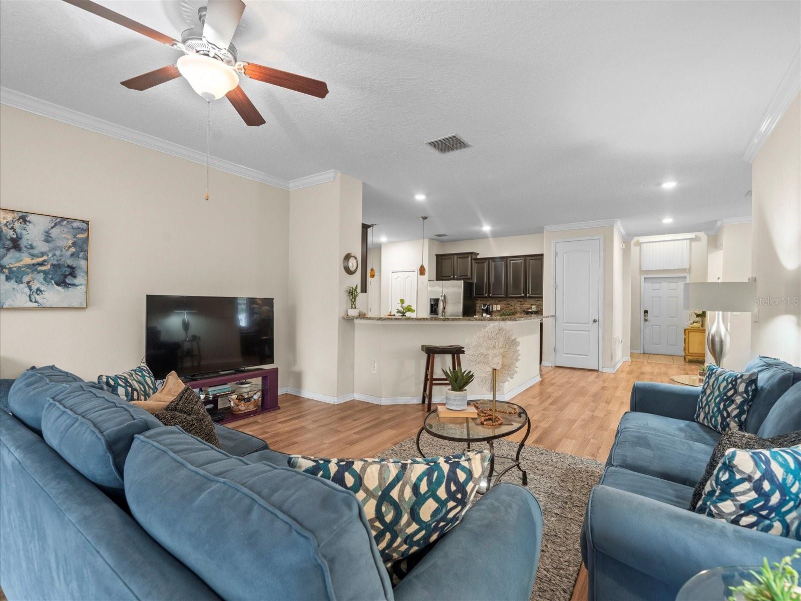 Image 24 of 45 For 12722 Drakefield Drive