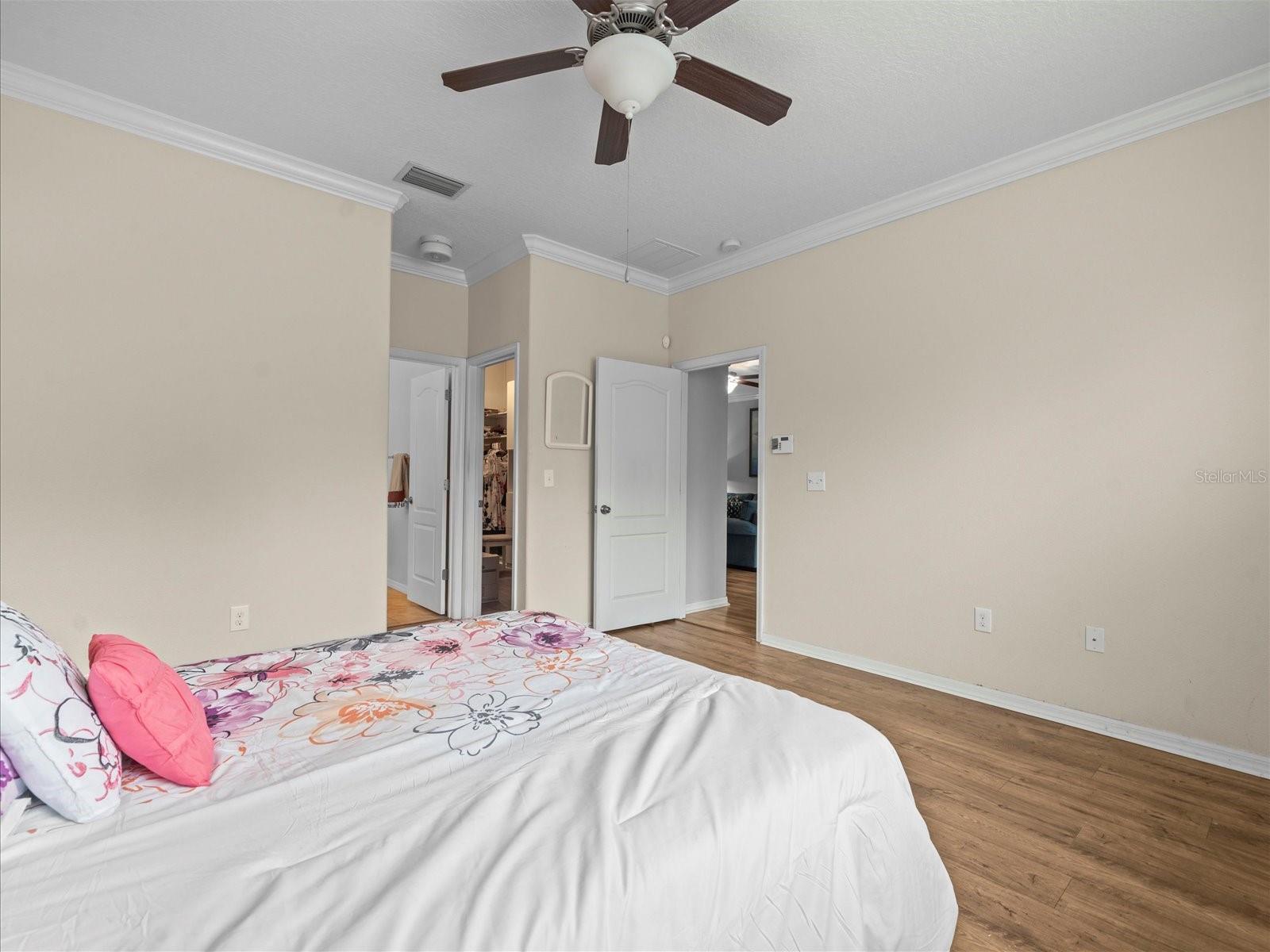 Image 27 of 45 For 12722 Drakefield Drive