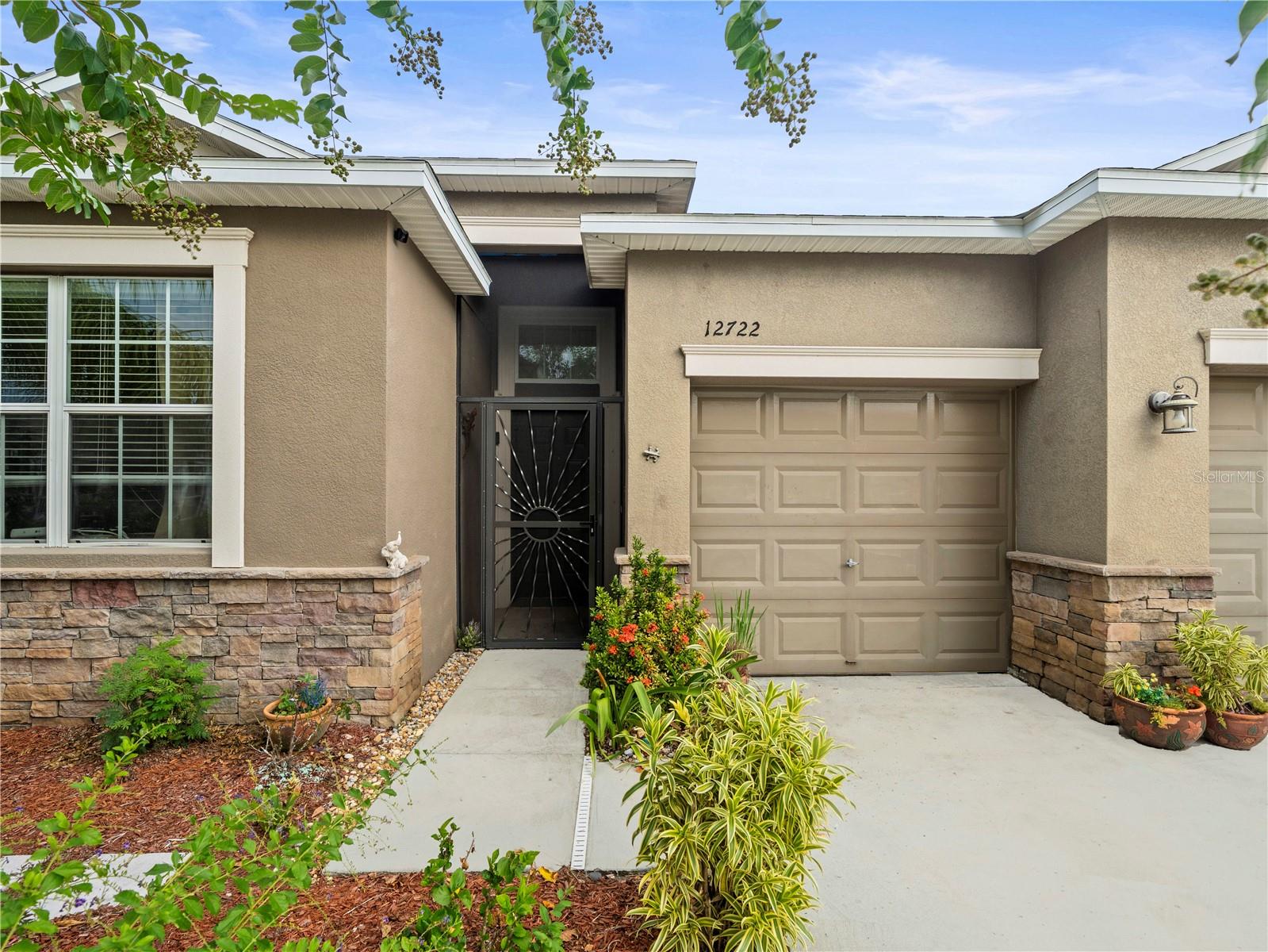 Image 3 of 45 For 12722 Drakefield Drive