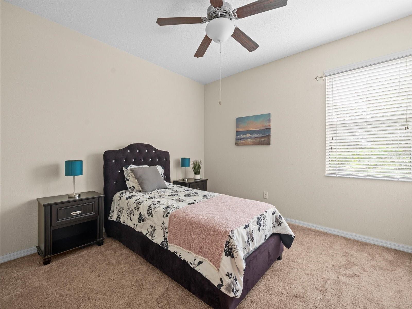 Image 33 of 45 For 12722 Drakefield Drive