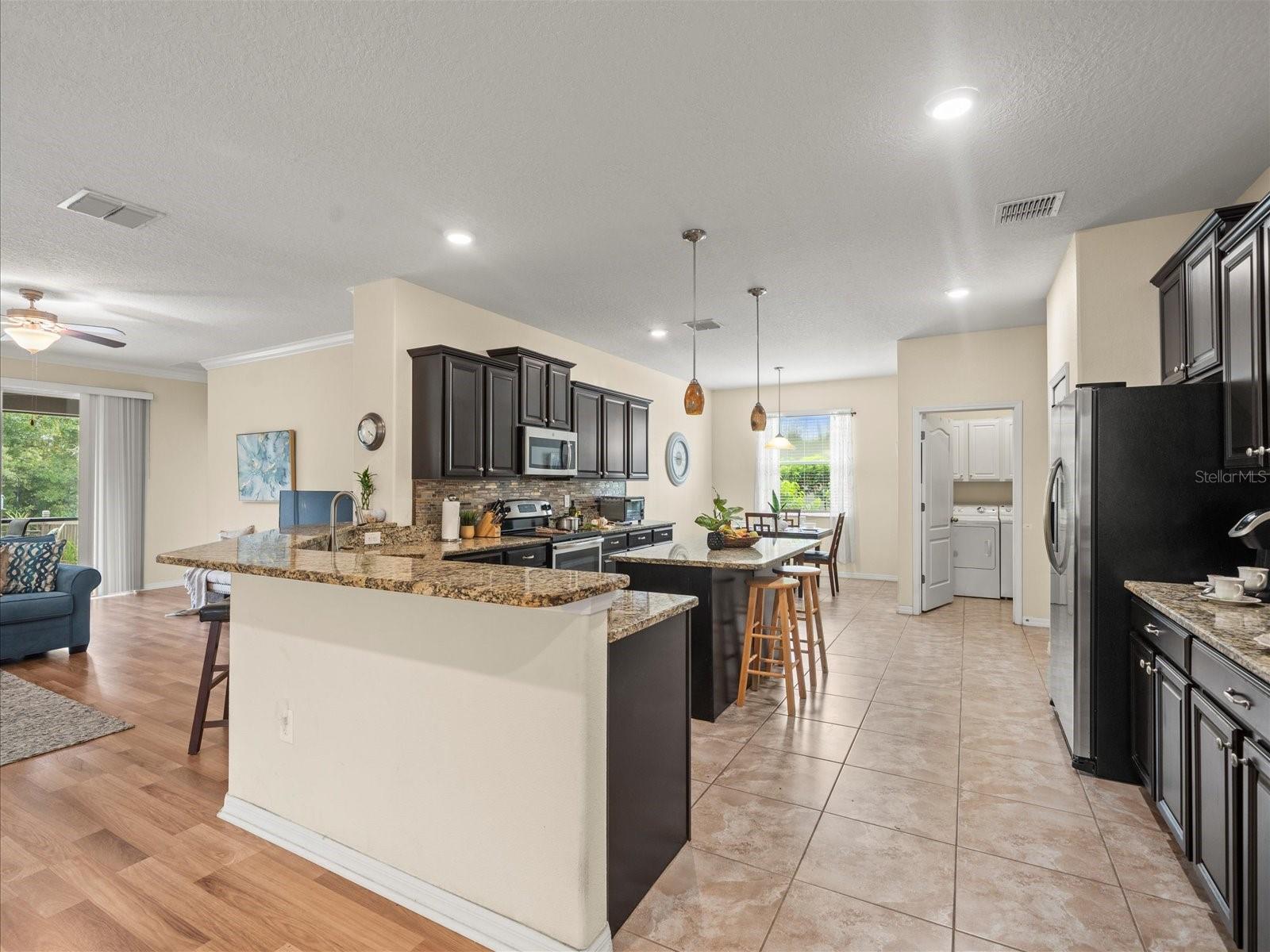 Image 9 of 45 For 12722 Drakefield Drive