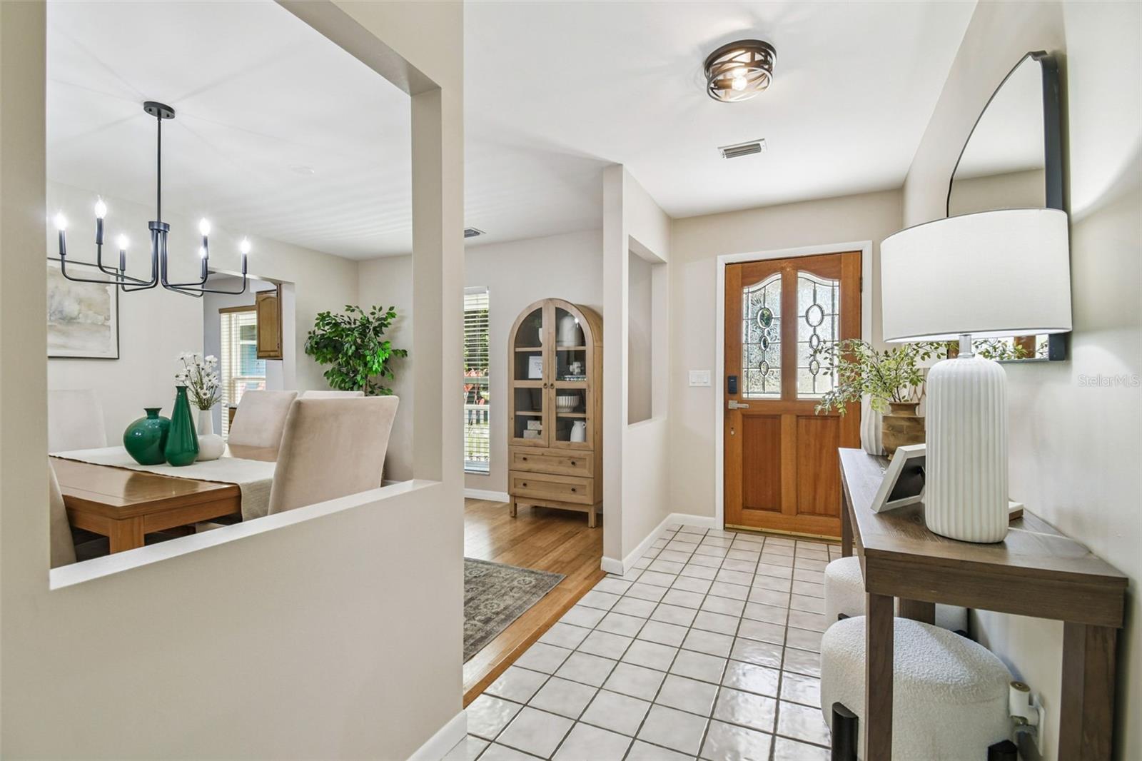 Image 20 of 67 For 32901 Knollwood Lane
