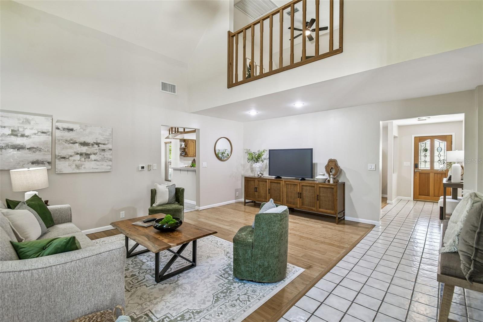 Image 30 of 67 For 32901 Knollwood Lane
