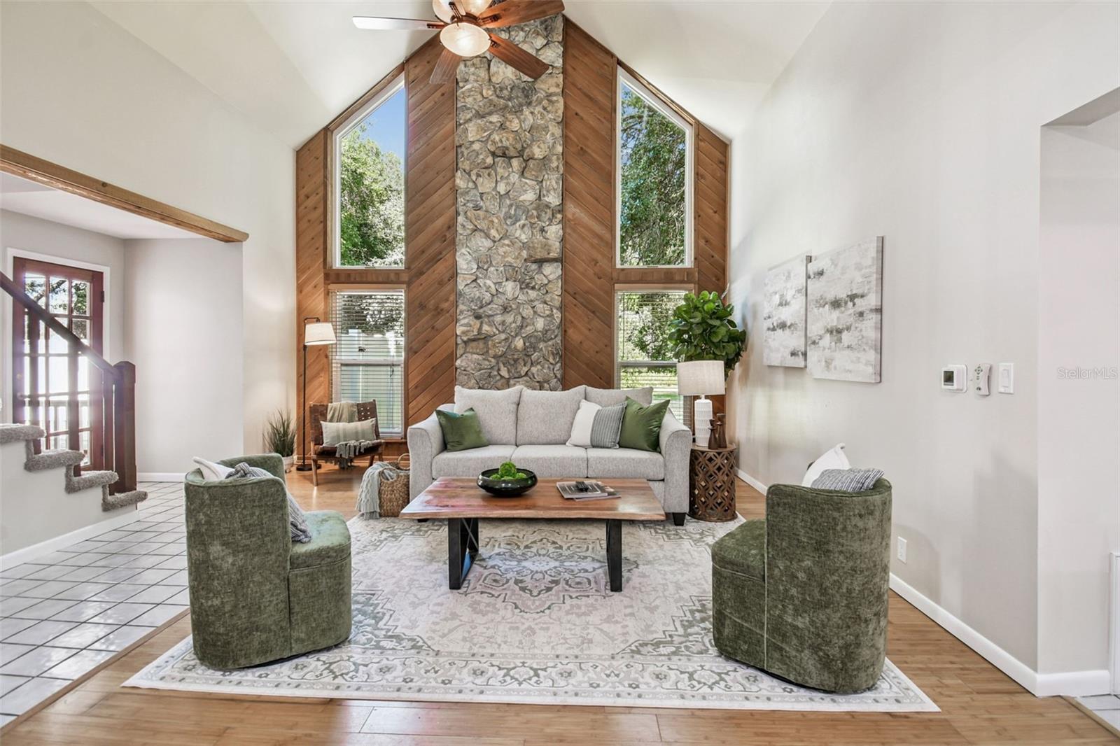 Image 4 of 67 For 32901 Knollwood Lane
