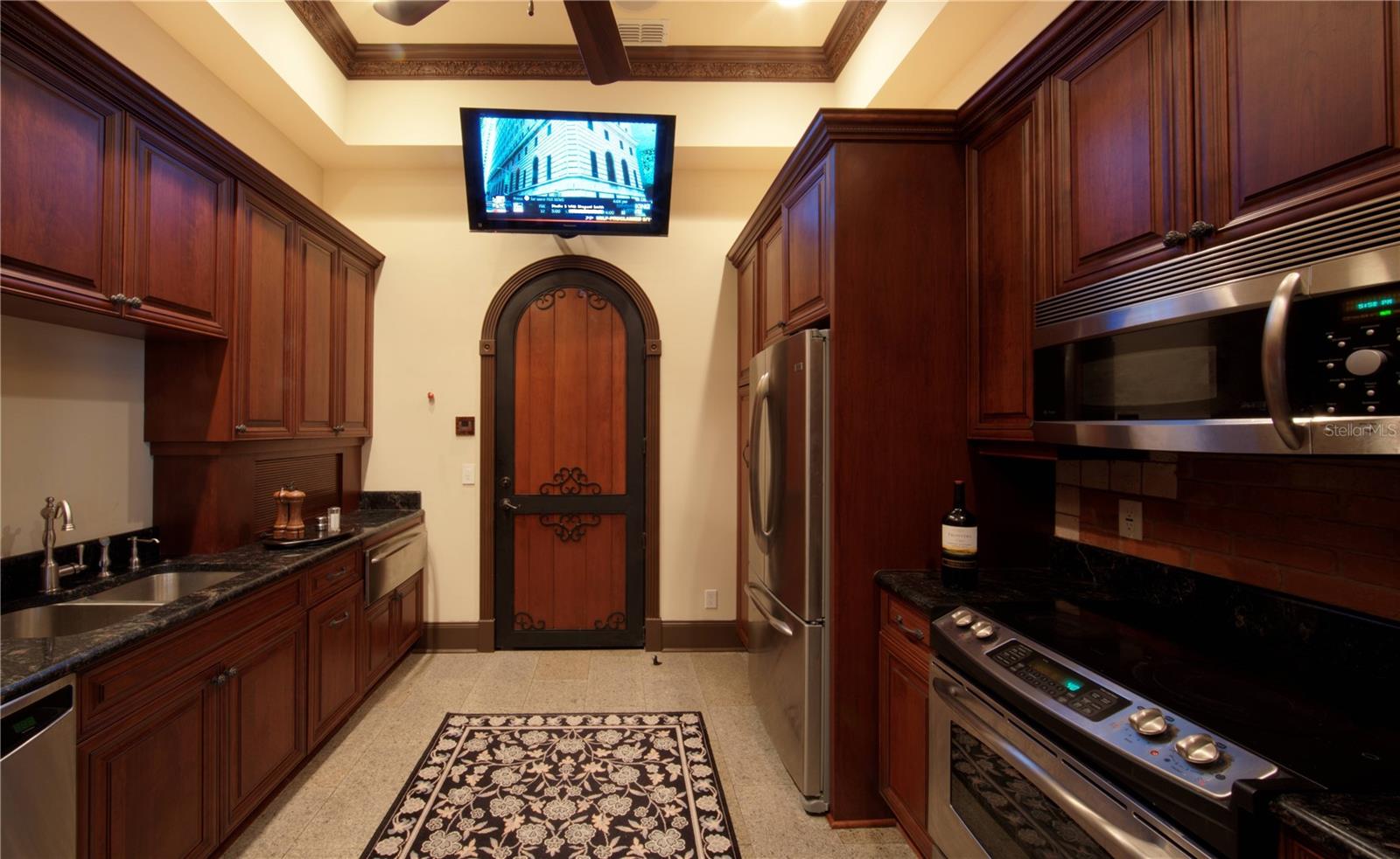 Image 19 of 61 For 117 Bellamere Palms Court