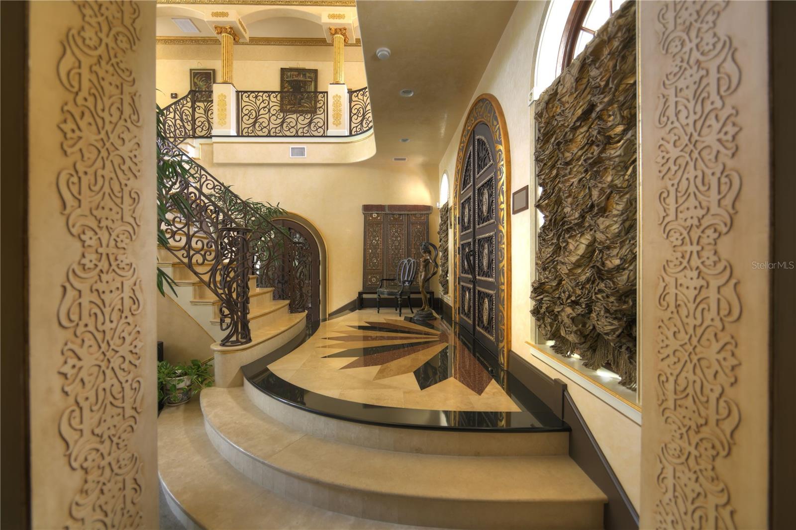 Image 28 of 61 For 117 Bellamere Palms Court
