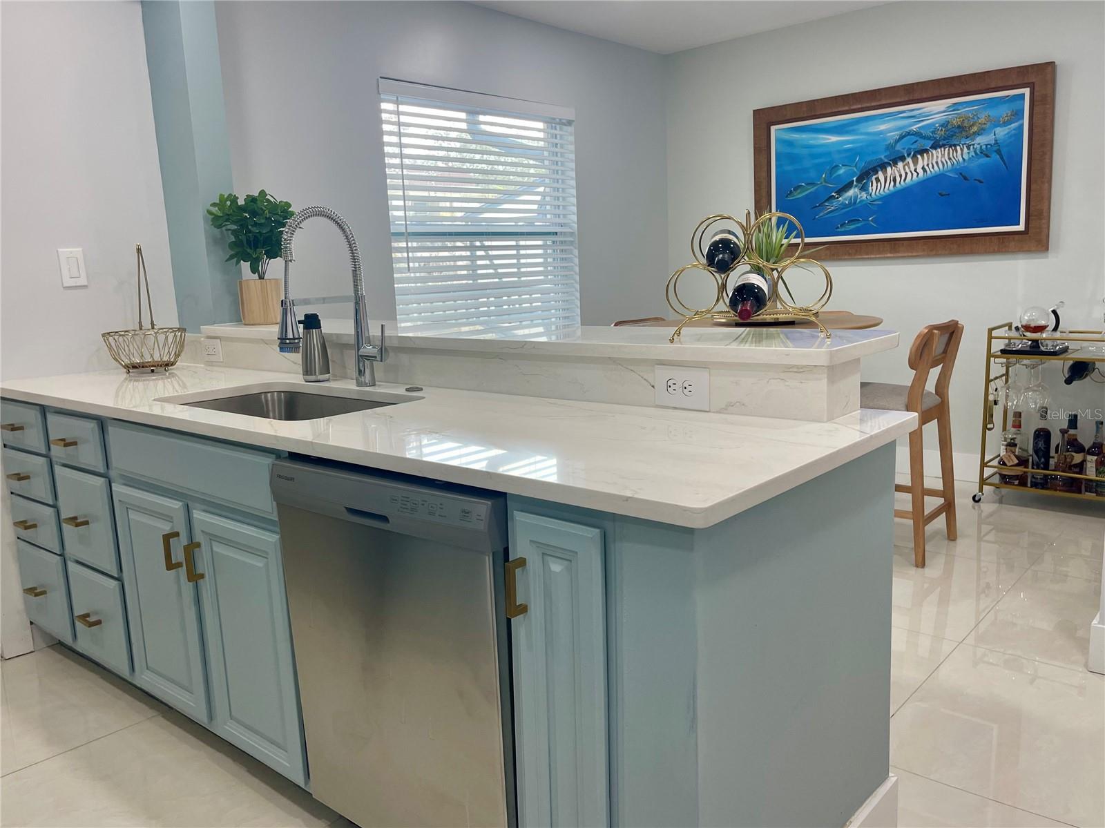 Image 10 of 21 For 1127 King Arthur Court 314