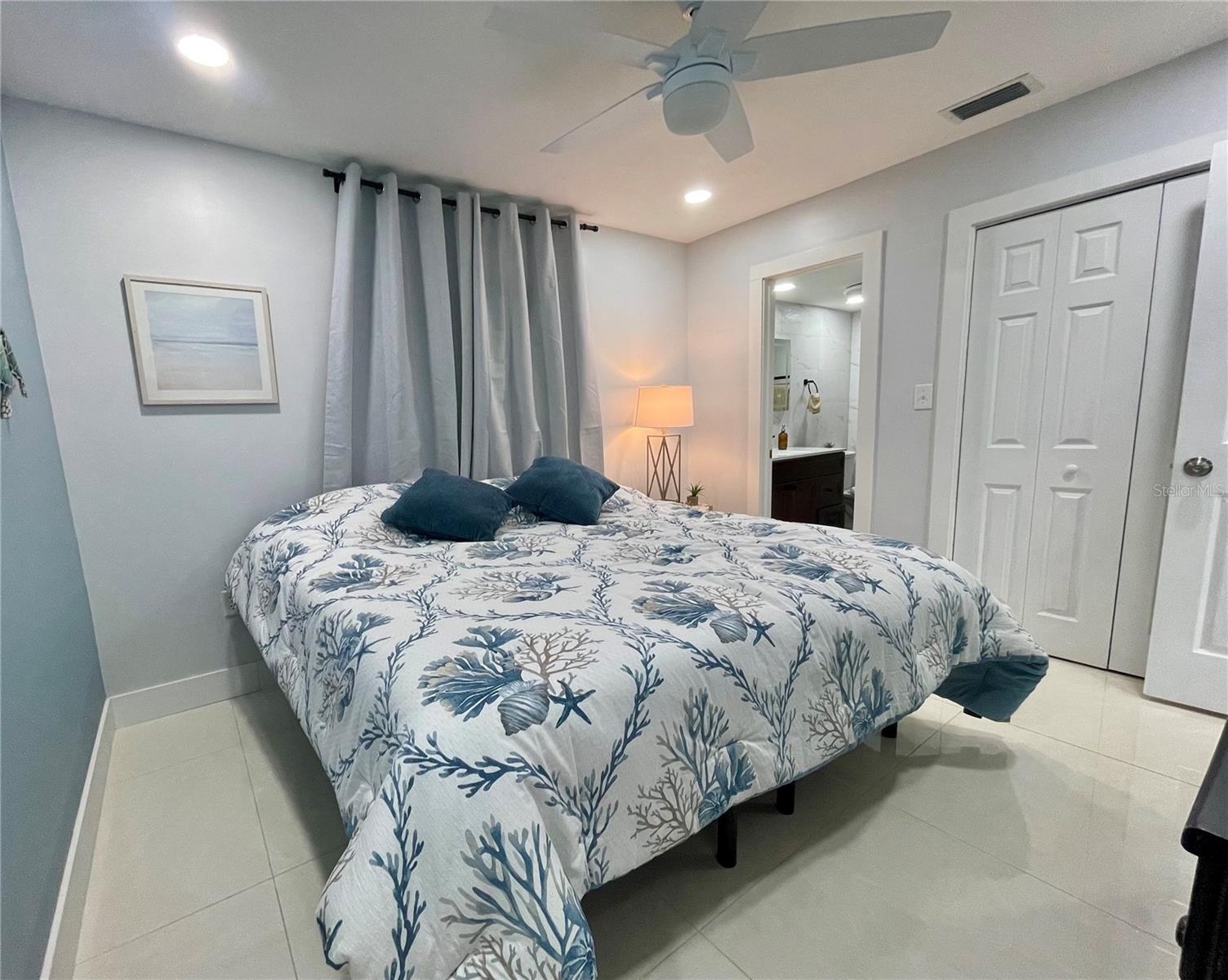 Image 13 of 21 For 1127 King Arthur Court 314