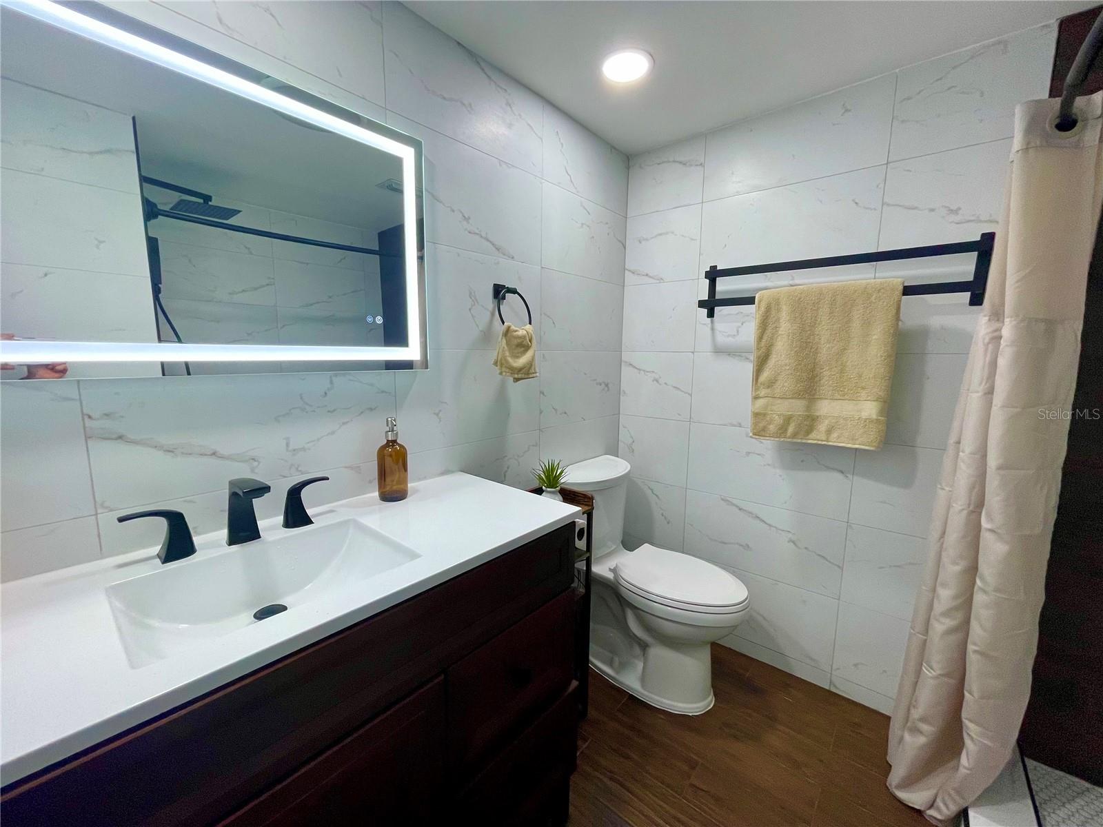 Image 15 of 21 For 1127 King Arthur Court 314