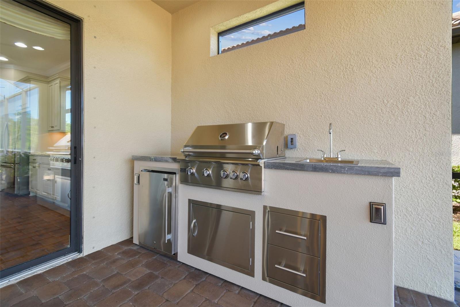 Image 14 of 70 For 8548 Grand Alberato Road