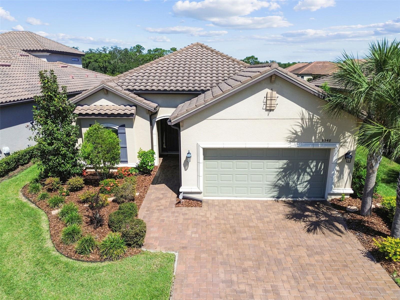 Image 20 of 70 For 8548 Grand Alberato Road