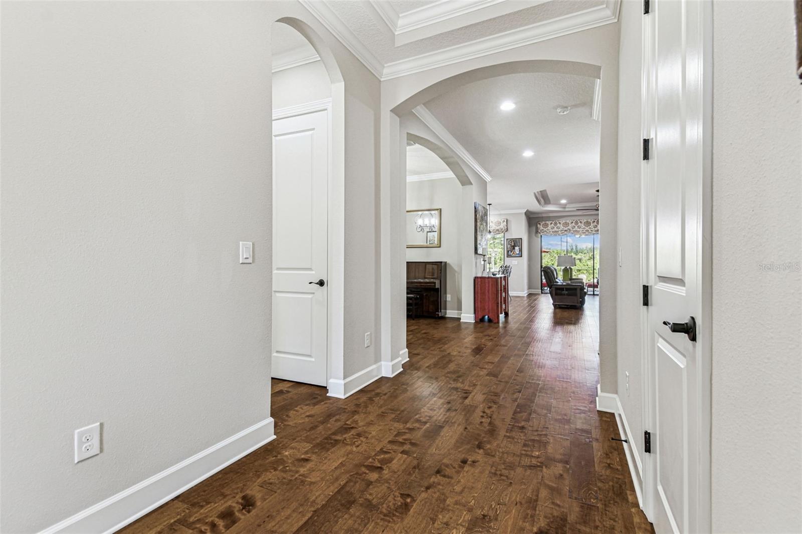 Image 28 of 70 For 8548 Grand Alberato Road