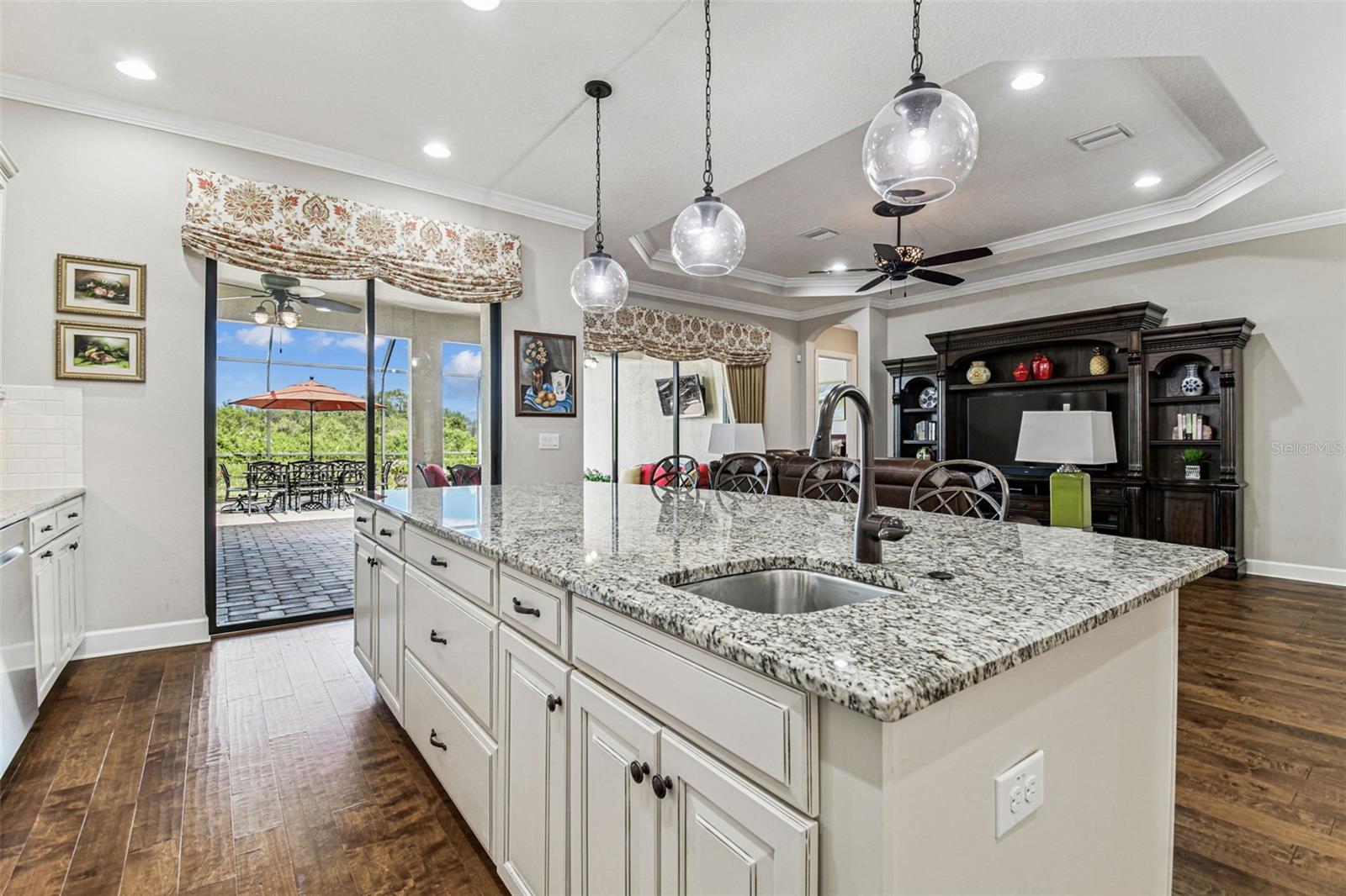 Image 39 of 70 For 8548 Grand Alberato Road