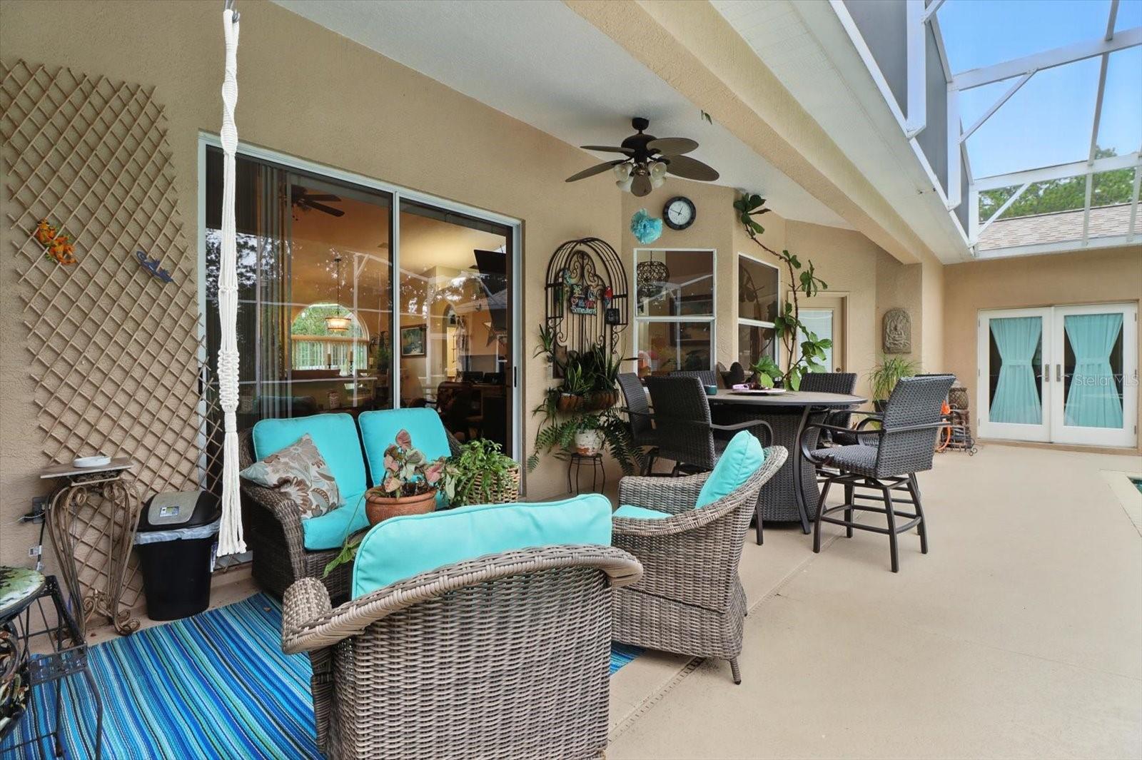 Listing photo id 32 for 5245 Allamandra Drive