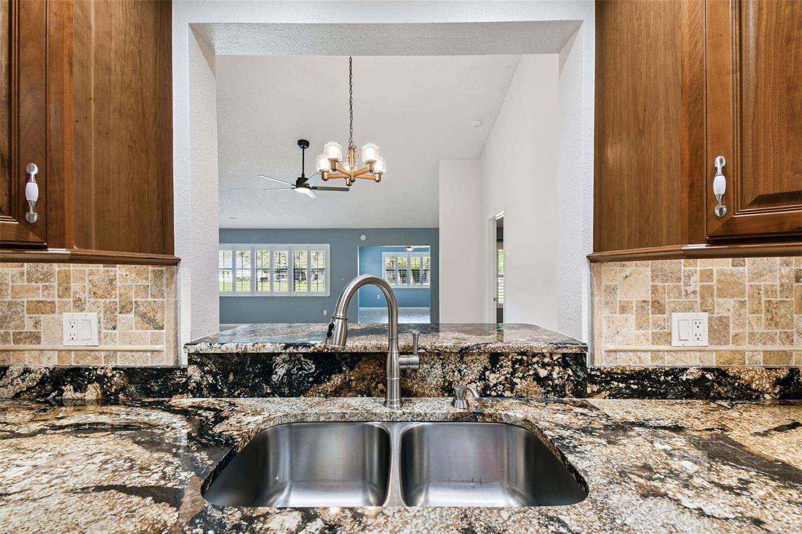 Image 8 of 41 For 11604 Pear Tree Drive
