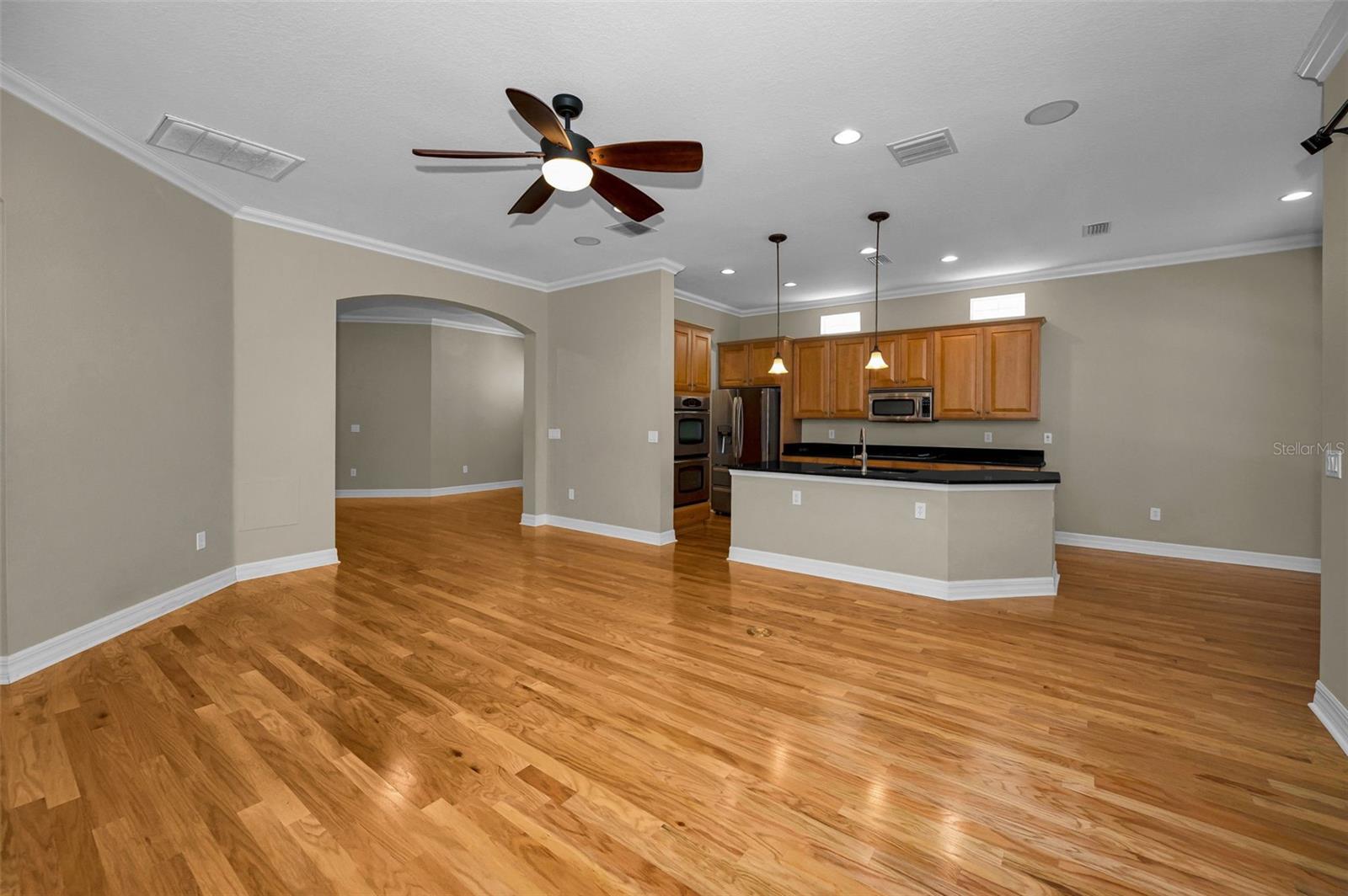 Image 22 of 52 For 11525 Meridian Point Drive