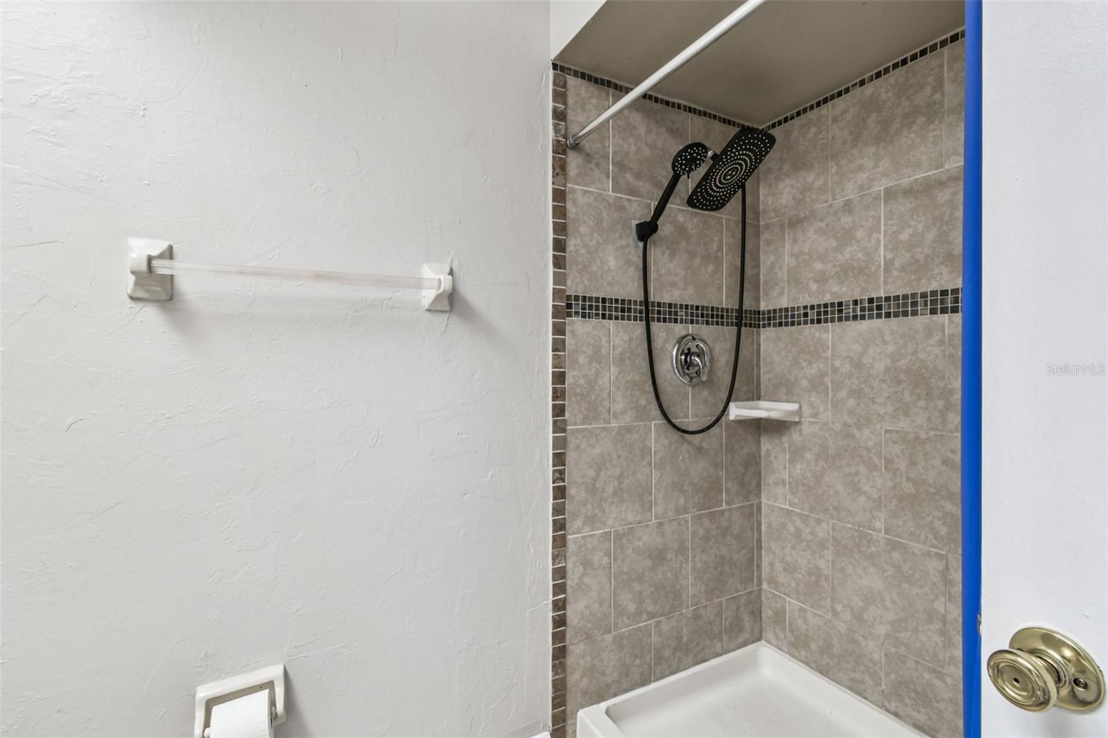 Image 22 of 57 For 14203 Wellesley Drive