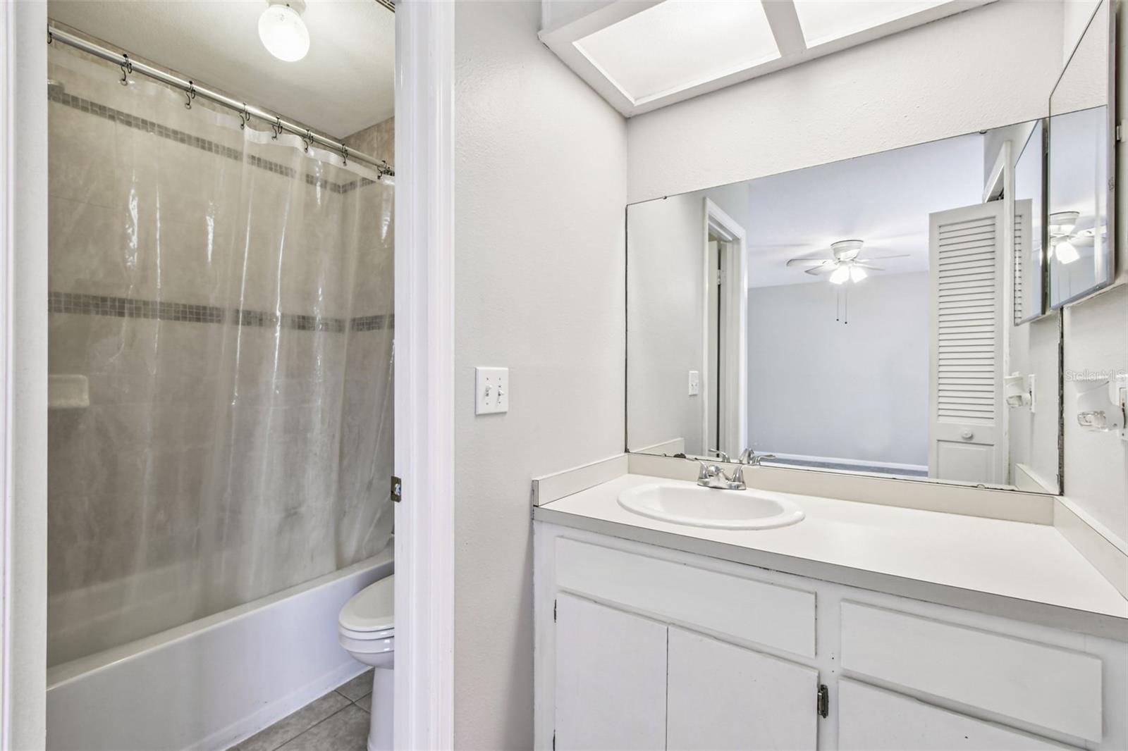 Image 28 of 57 For 14203 Wellesley Drive