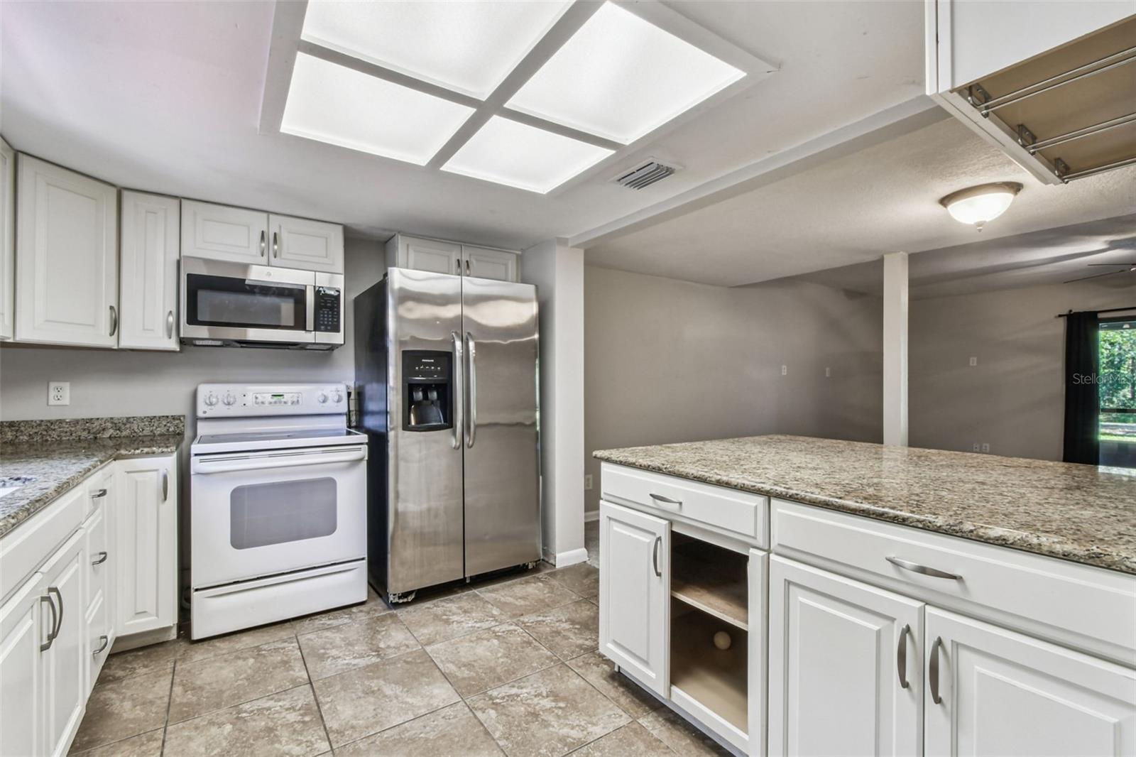 Image 3 of 57 For 14203 Wellesley Drive