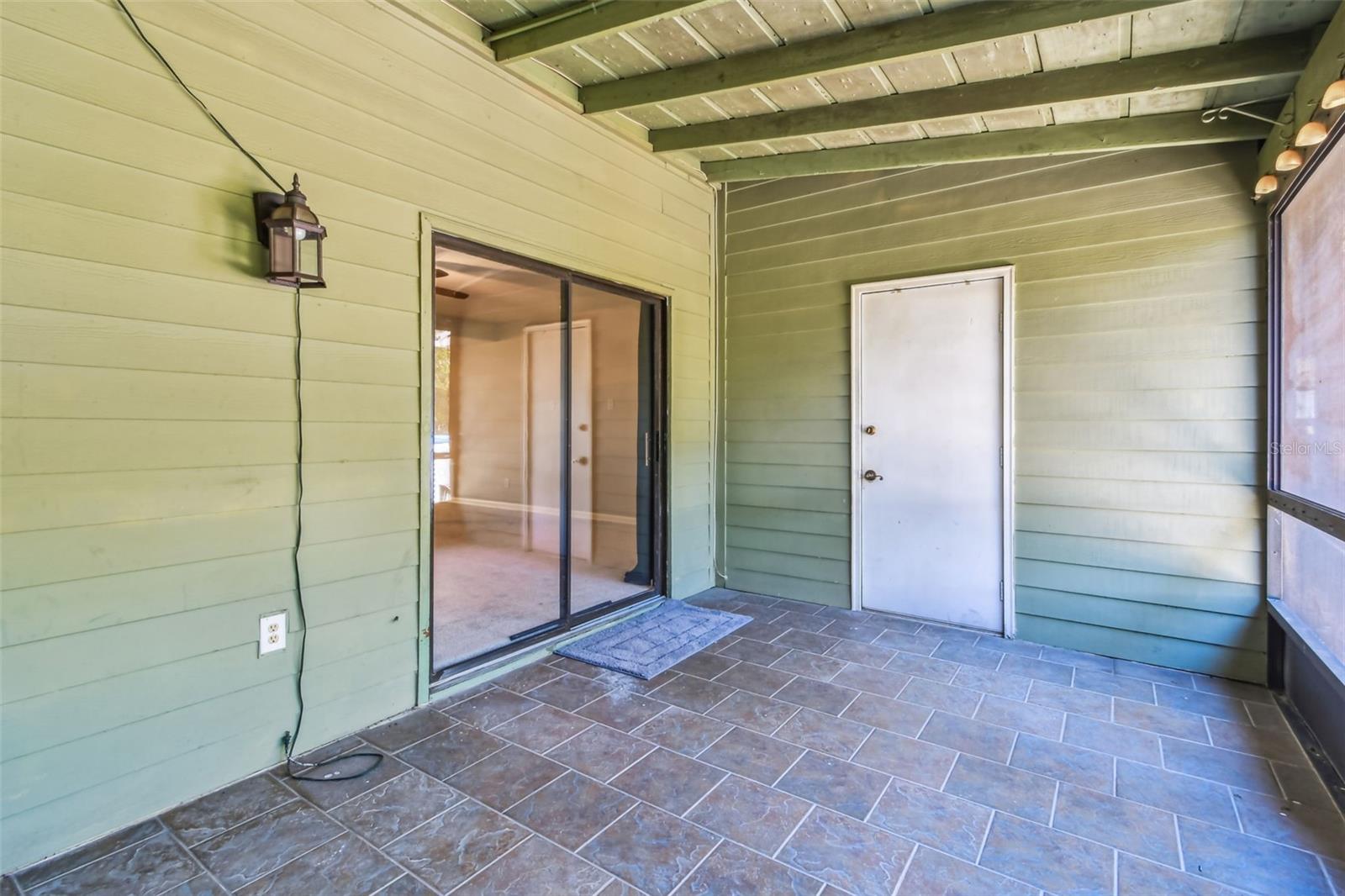 Image 34 of 57 For 14203 Wellesley Drive