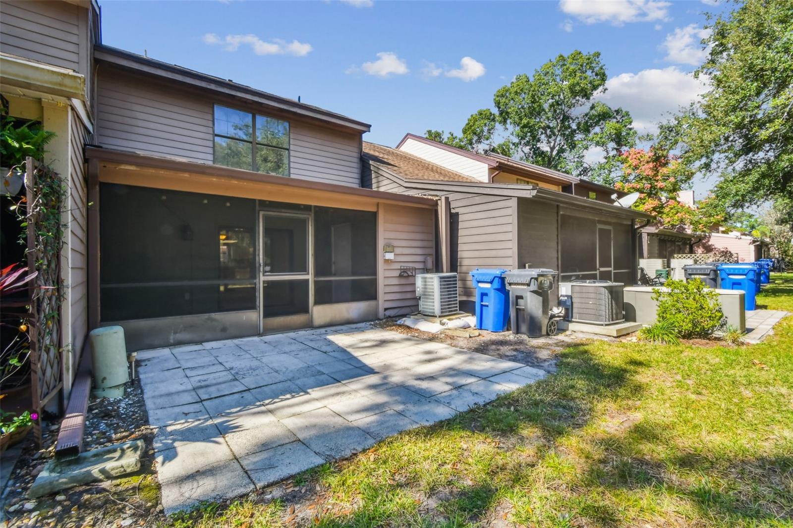 Image 38 of 57 For 14203 Wellesley Drive