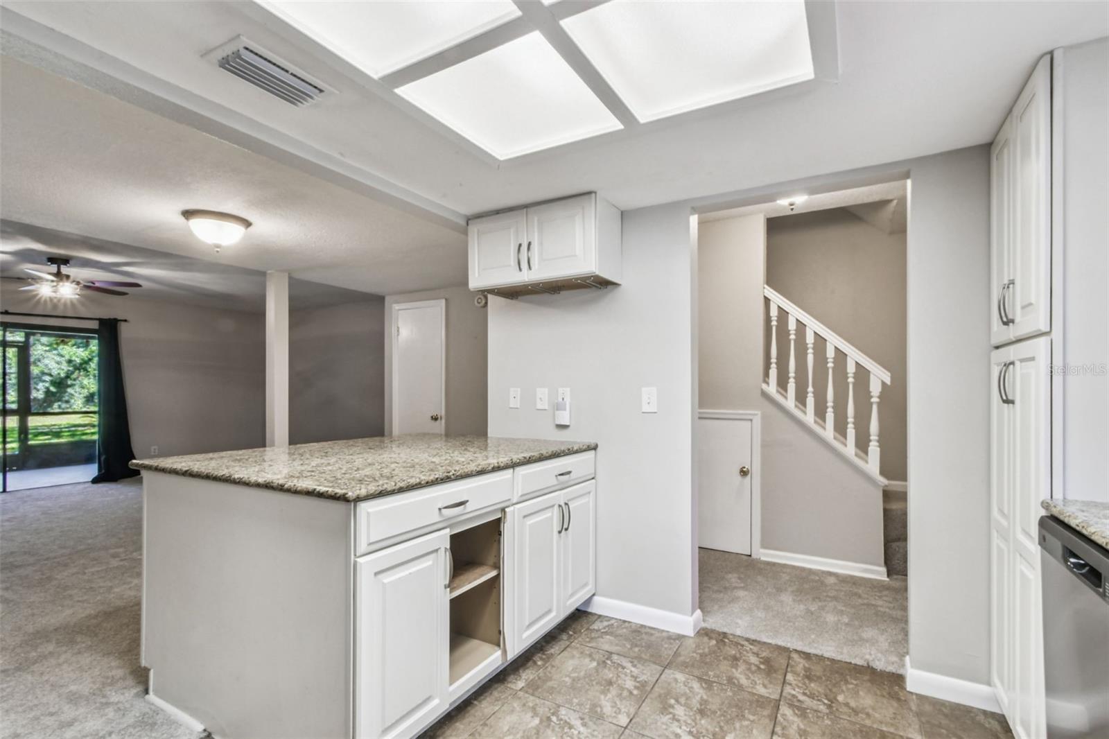 Image 5 of 57 For 14203 Wellesley Drive