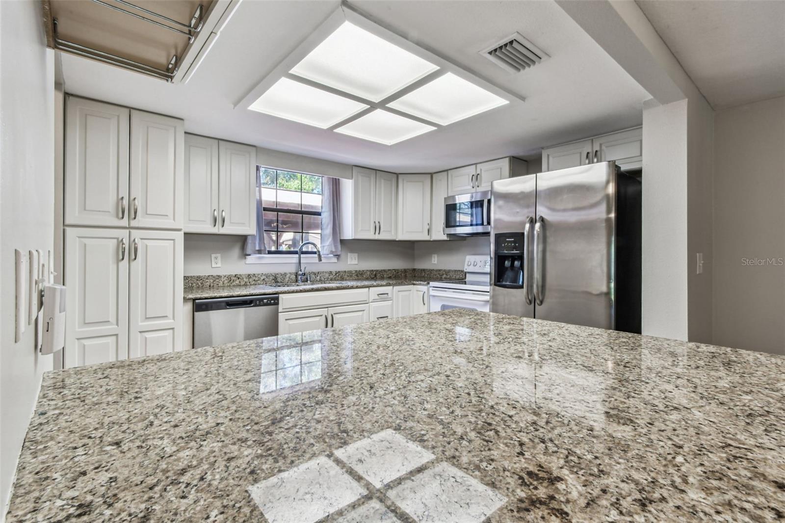 Image 7 of 57 For 14203 Wellesley Drive