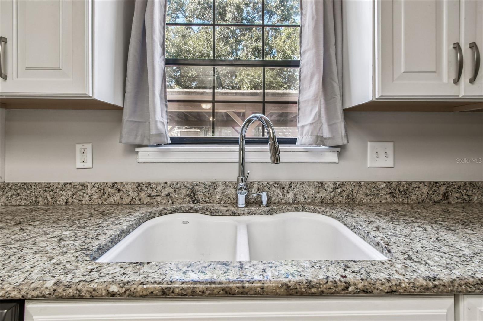 Image 8 of 57 For 14203 Wellesley Drive