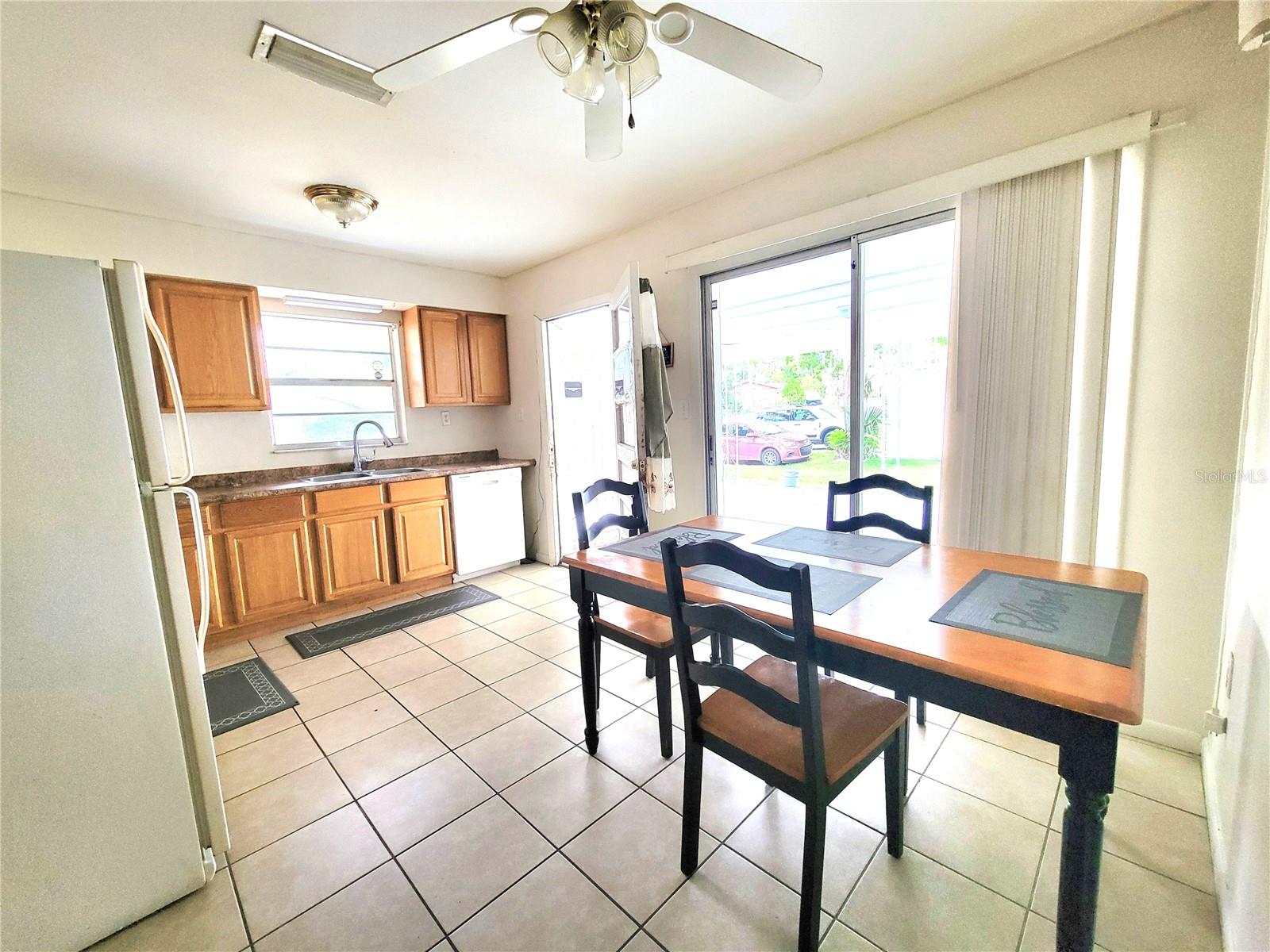 Image 11 of 40 For 516 Bahia Track Run