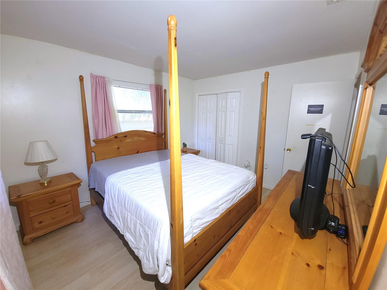 Image 18 of 40 For 516 Bahia Track Run