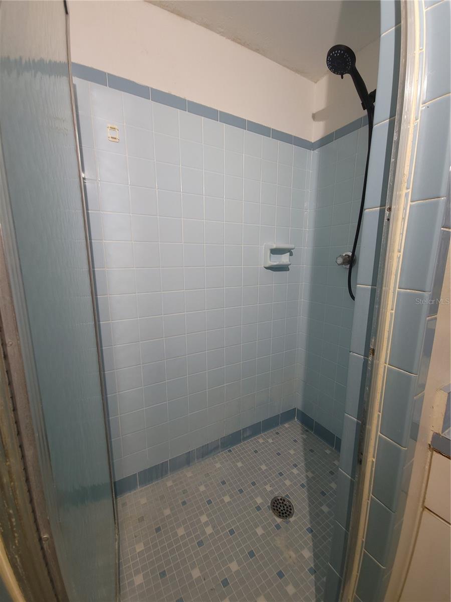 Image 25 of 40 For 516 Bahia Track Run