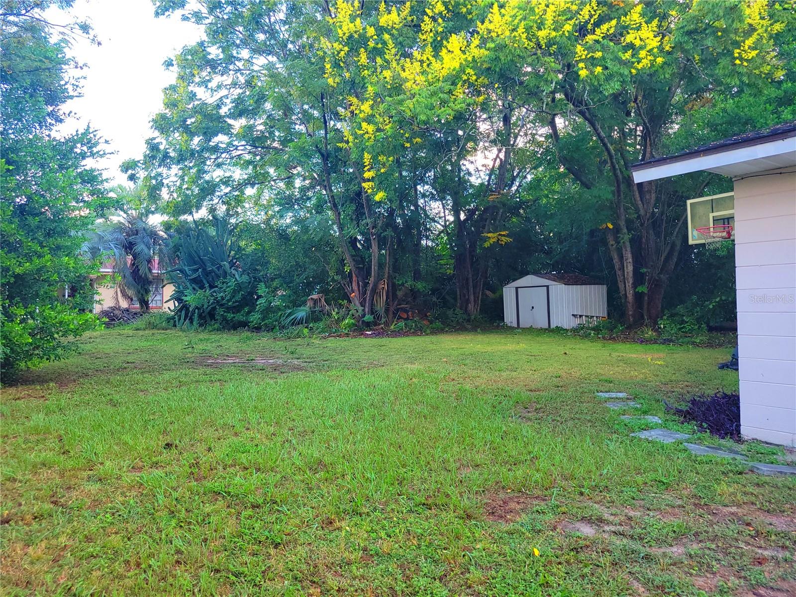 Image 34 of 40 For 516 Bahia Track Run