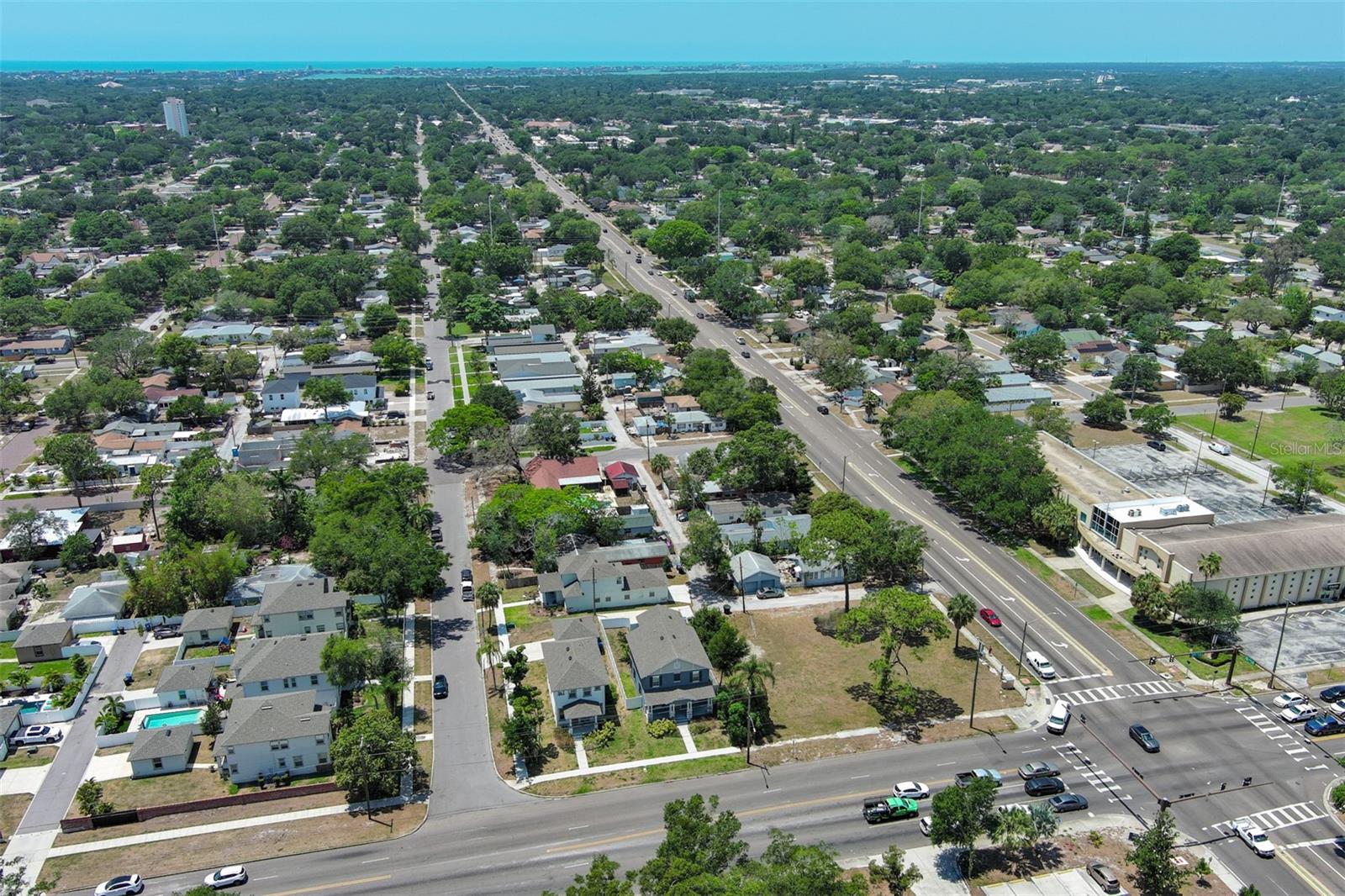 Image 9 of 13 For 4900 5th Avenue N