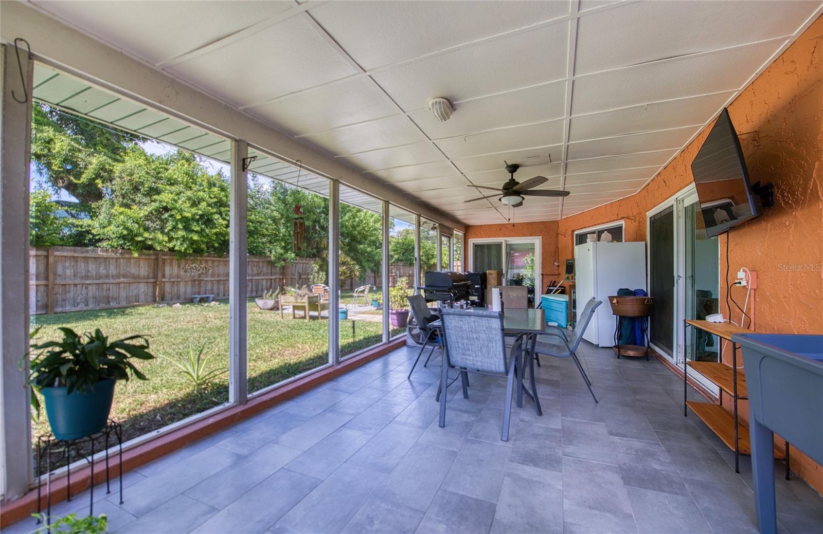 Image 14 of 76 For 6861 4th Street S