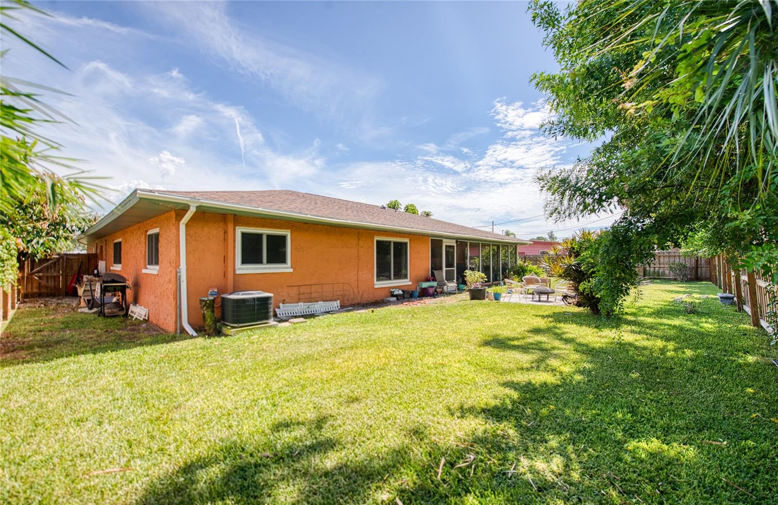 Image 26 of 76 For 6861 4th Street S