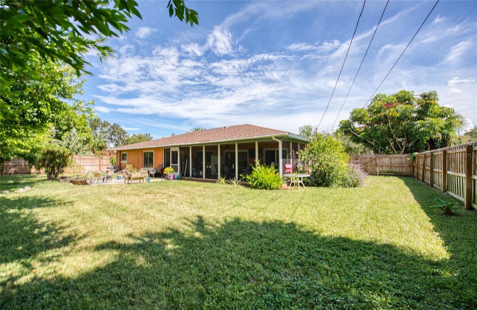 Image 27 of 76 For 6861 4th Street S