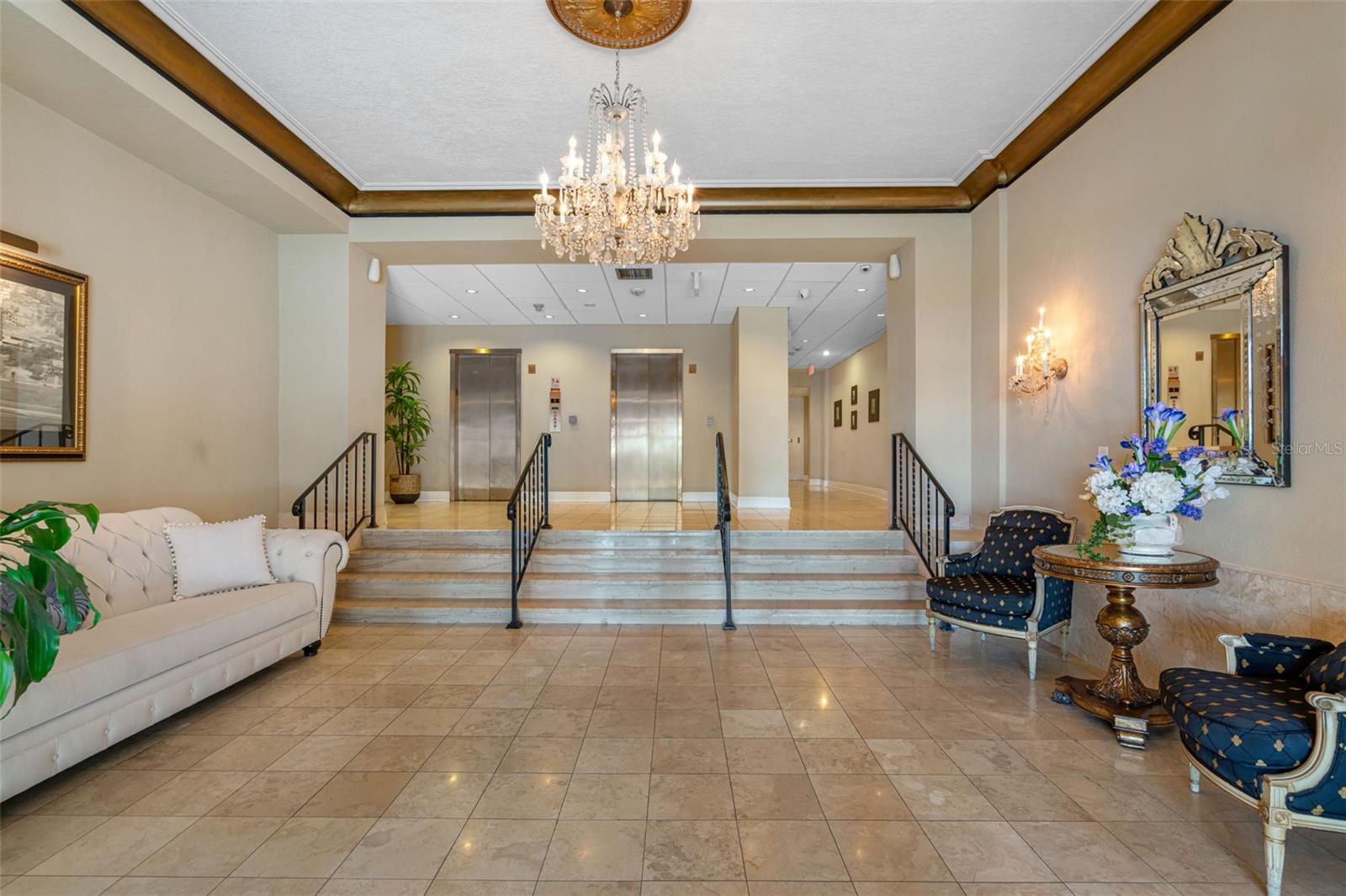 Image 22 of 50 For 2109 Bayshore Boulevard 102