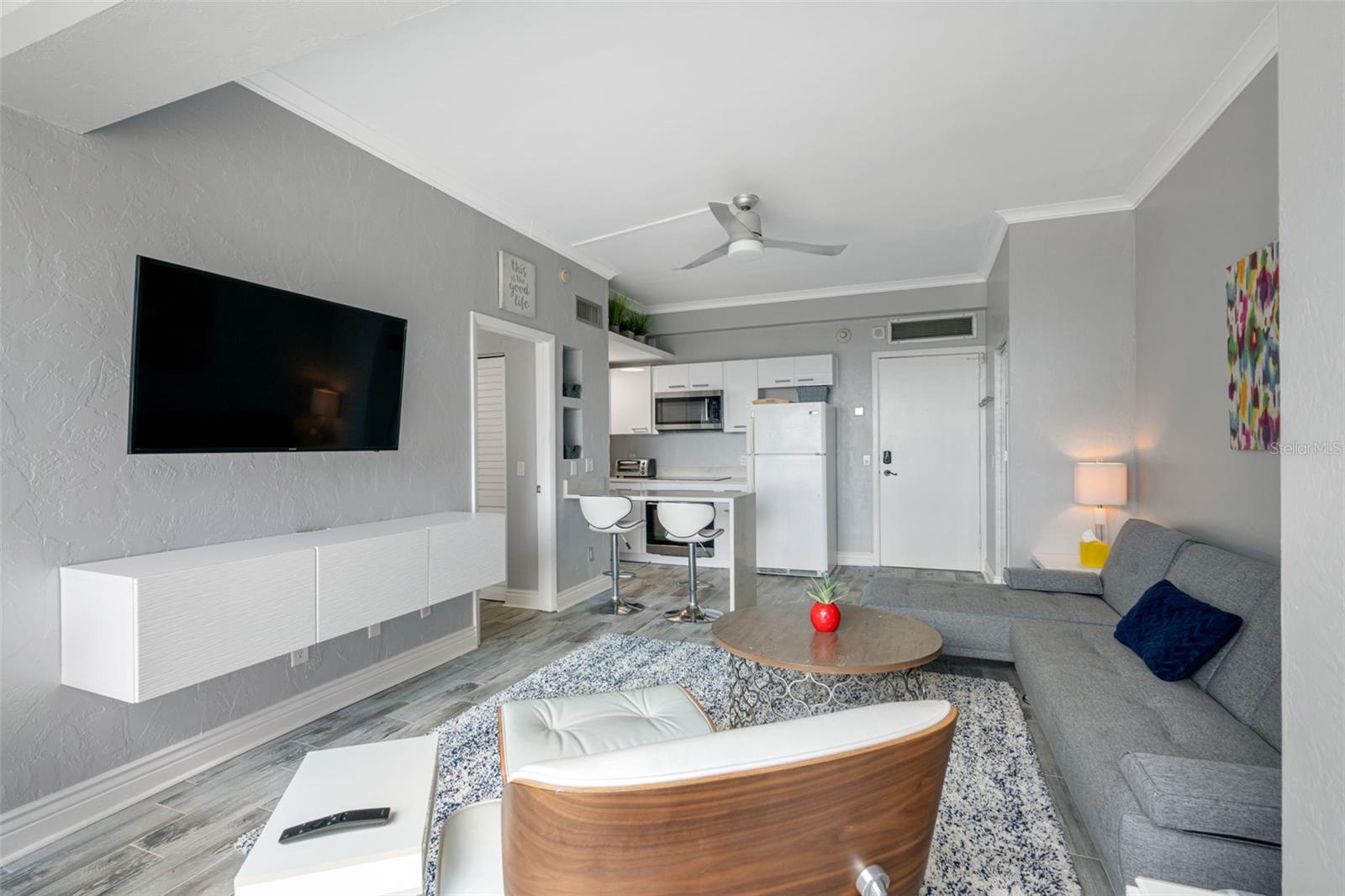 Image 31 of 50 For 2109 Bayshore Boulevard 102